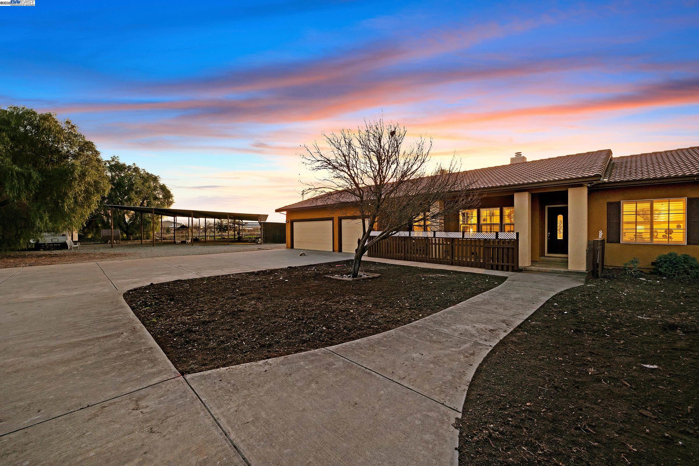 Detail Gallery Image 3 of 60 For 21021 Reeve Rd, Tracy,  CA 95304 - 4 Beds | 2/1 Baths