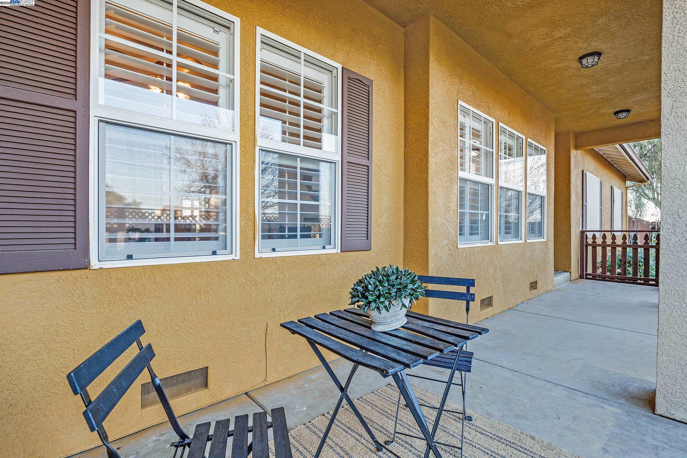 Detail Gallery Image 8 of 60 For 21021 Reeve Rd, Tracy,  CA 95304 - 4 Beds | 2/1 Baths