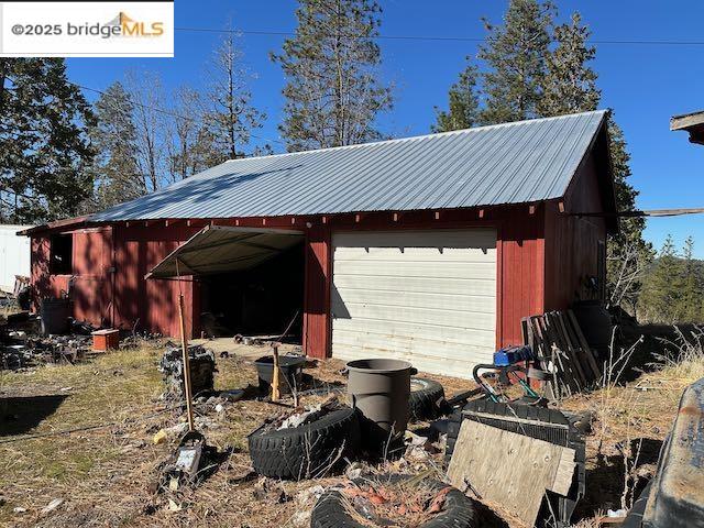 Detail Gallery Image 9 of 12 For 9997 Ernst Rd, Coulterville,  CA 95311 - 2 Beds | 1 Baths