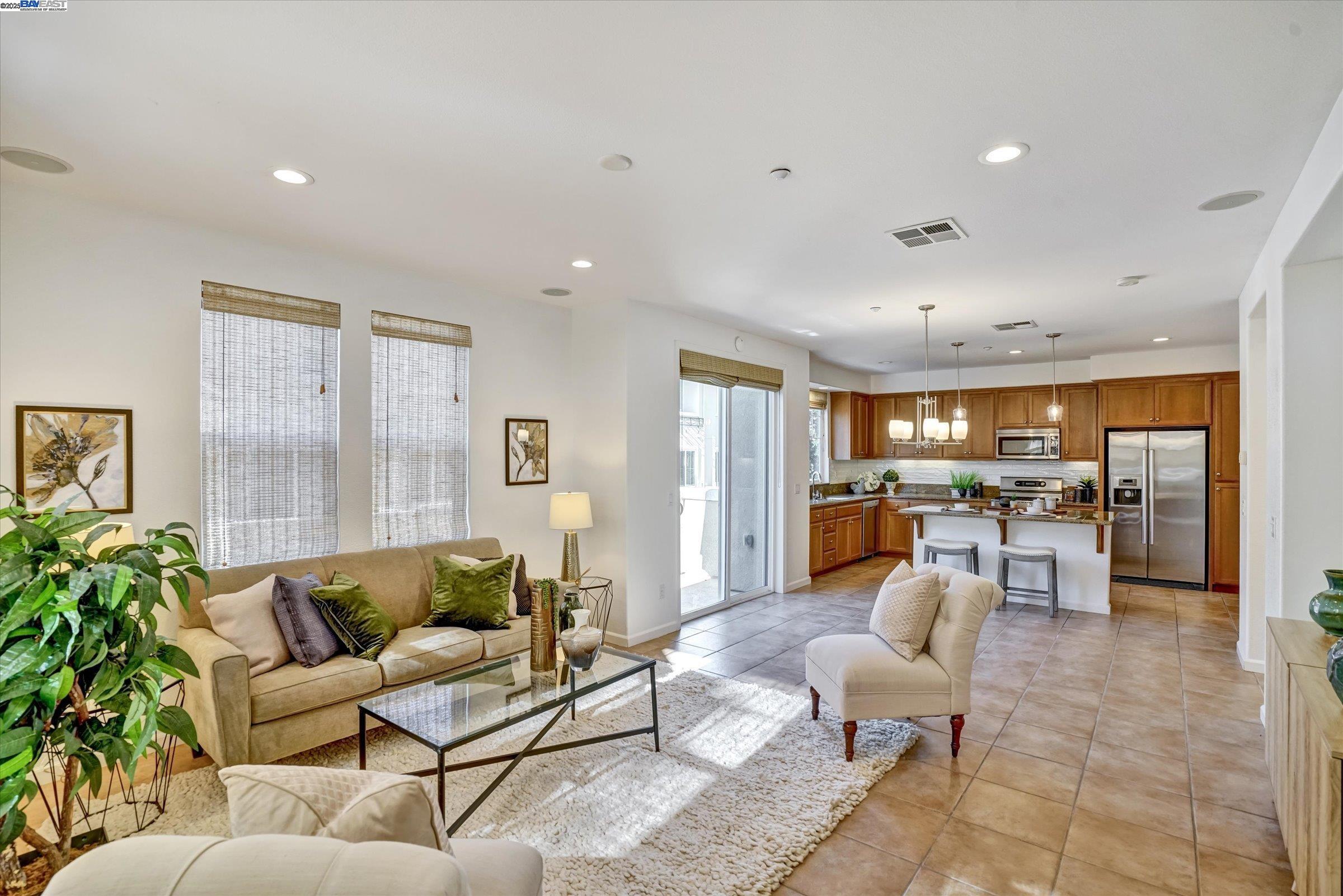 Photo #4: 41082848 Listing 