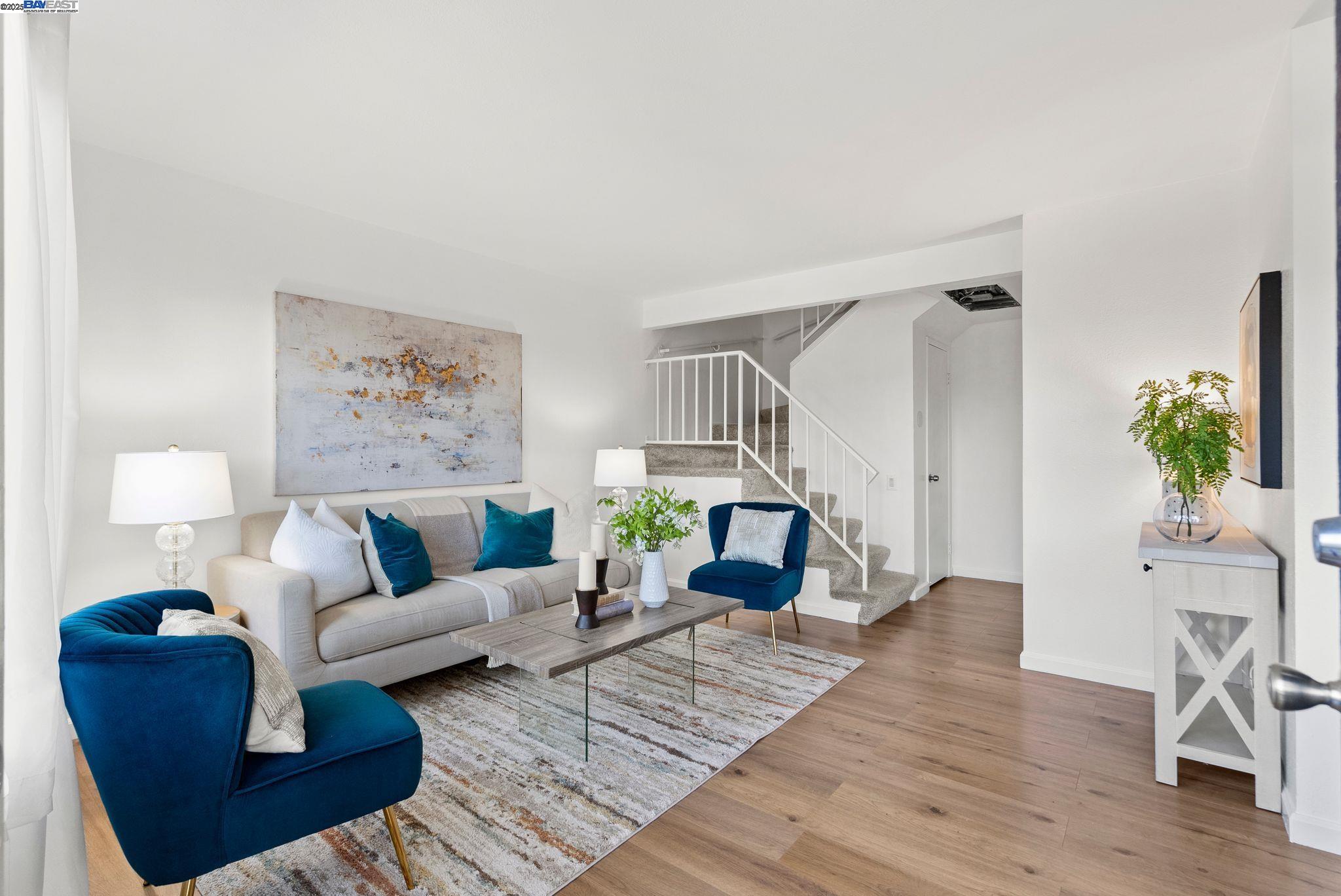 4926 Lowry Rd, Union City, California 94587, 2 Bedrooms Bedrooms, 5 Rooms Rooms,1 BathroomBathrooms,Residential,For Sale,4926 Lowry Rd,41082853