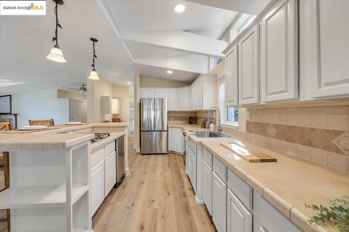 Detail Gallery Image 6 of 40 For 146 Three Cent Flat Rd, Glencoe,  CA 95232 - 3 Beds | 2/1 Baths