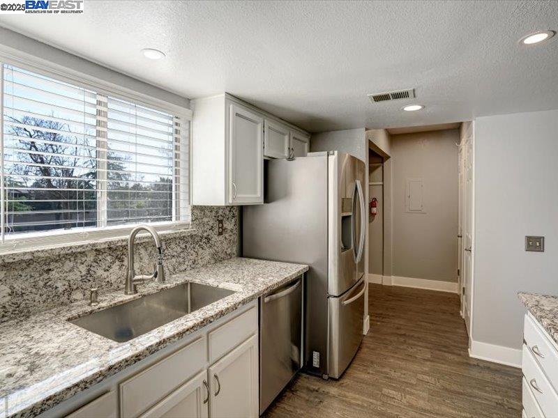 Photo #17: 41082911 Listing: Photo #17