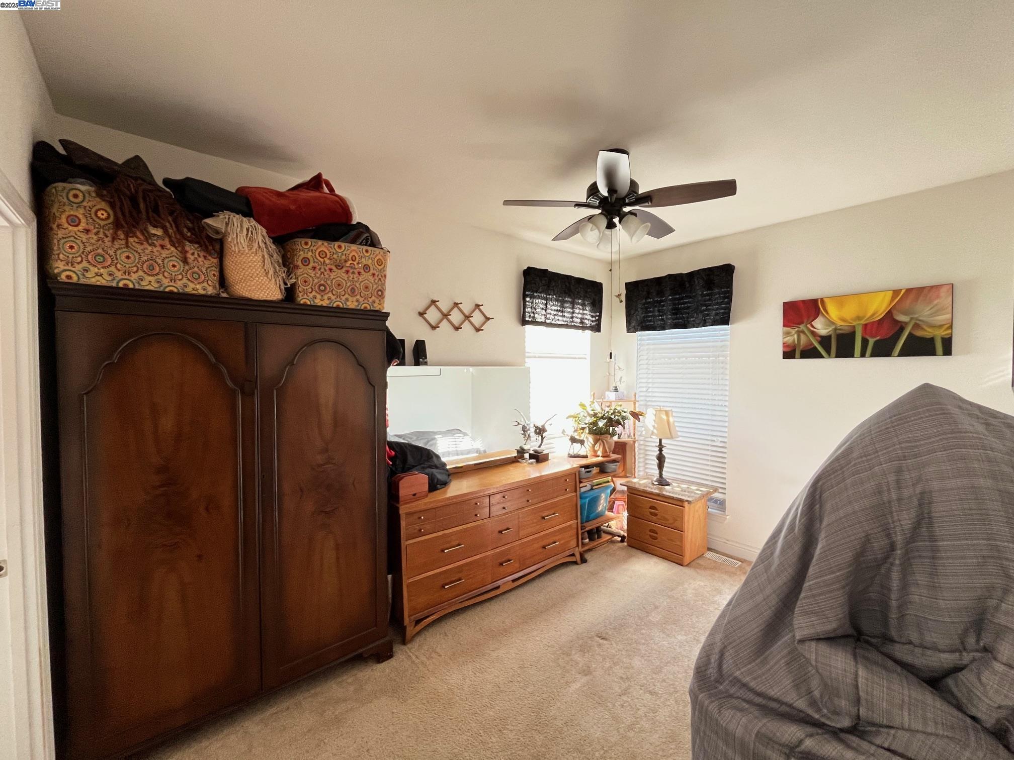 Detail Gallery Image 14 of 19 For 3015 E Bayshore Rd. #411 #411,  Redwood City,  CA 94063 - 4 Beds | 2 Baths