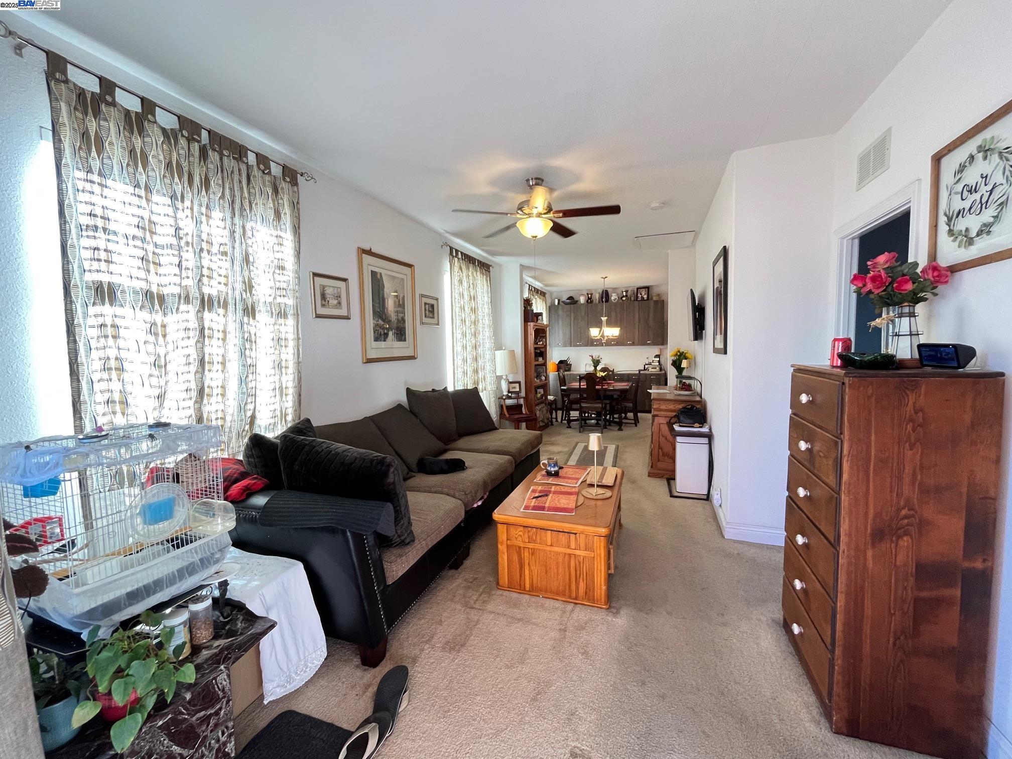 Detail Gallery Image 3 of 19 For 3015 E Bayshore Rd. #411 #411,  Redwood City,  CA 94063 - 4 Beds | 2 Baths