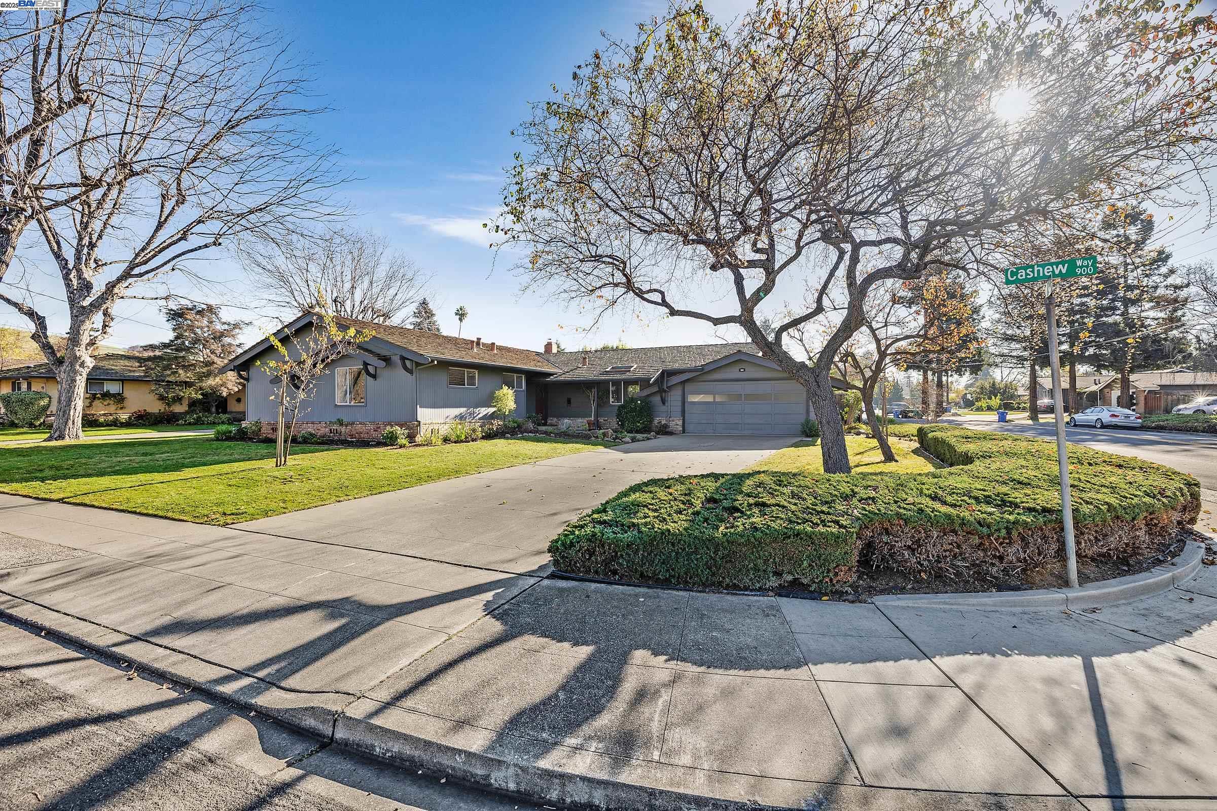 Detail Gallery Image 1 of 1 For 968 Cashew Way, Fremont,  CA 94536 - 3 Beds | 2 Baths