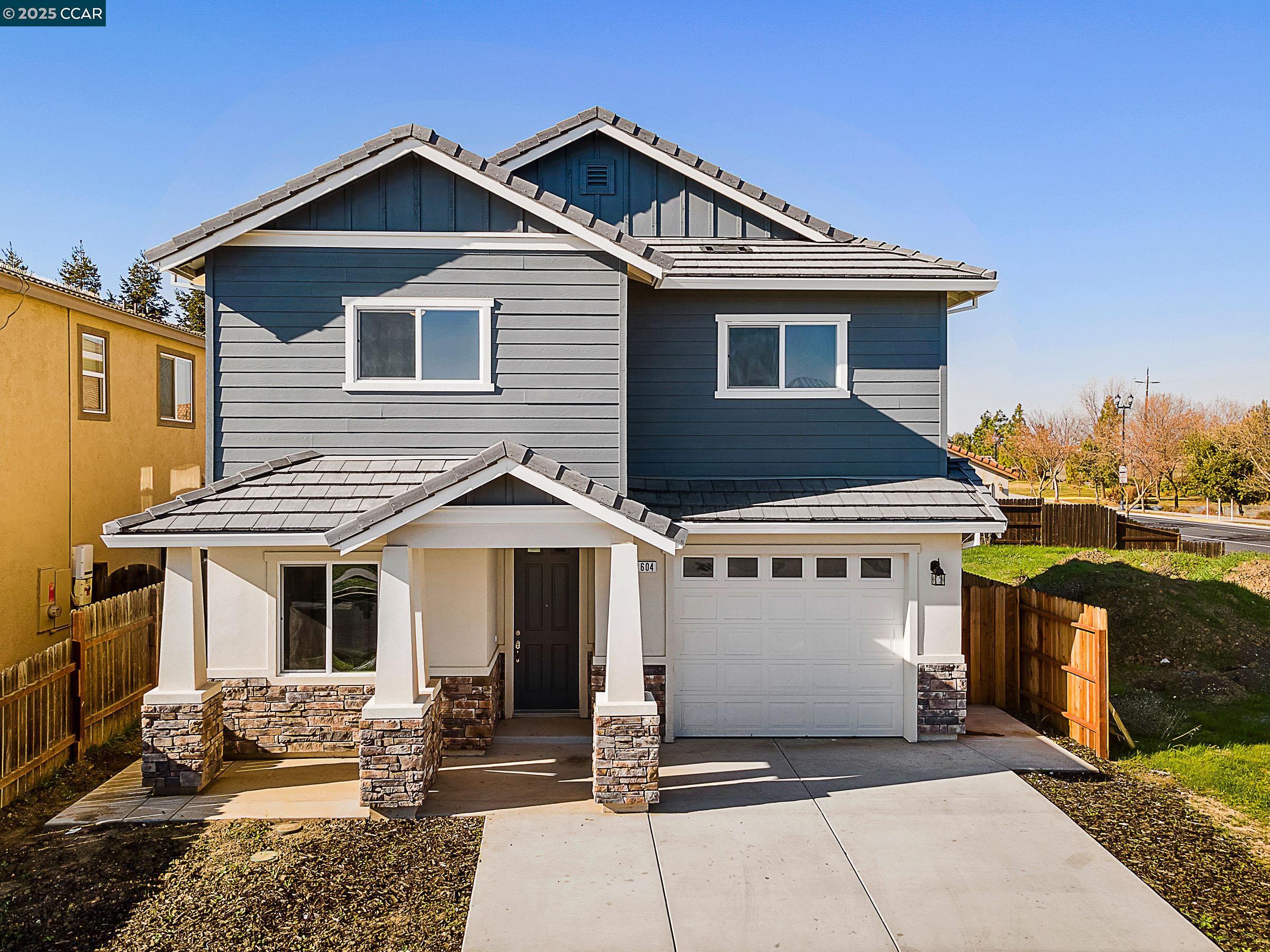 Detail Gallery Image 1 of 1 For 1604 Flores, Woodland,  CA 95776 - 4 Beds | 3 Baths