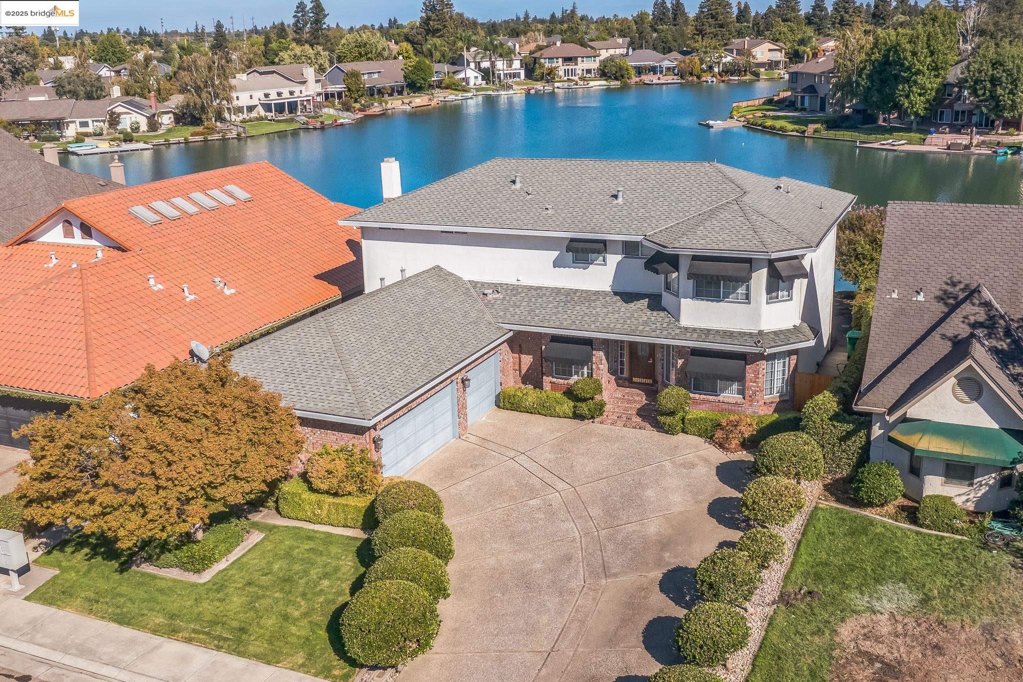 Detail Gallery Image 36 of 40 For 1720 Windjammer Ct, Lodi,  CA 95242 - 3 Beds | 2/1 Baths