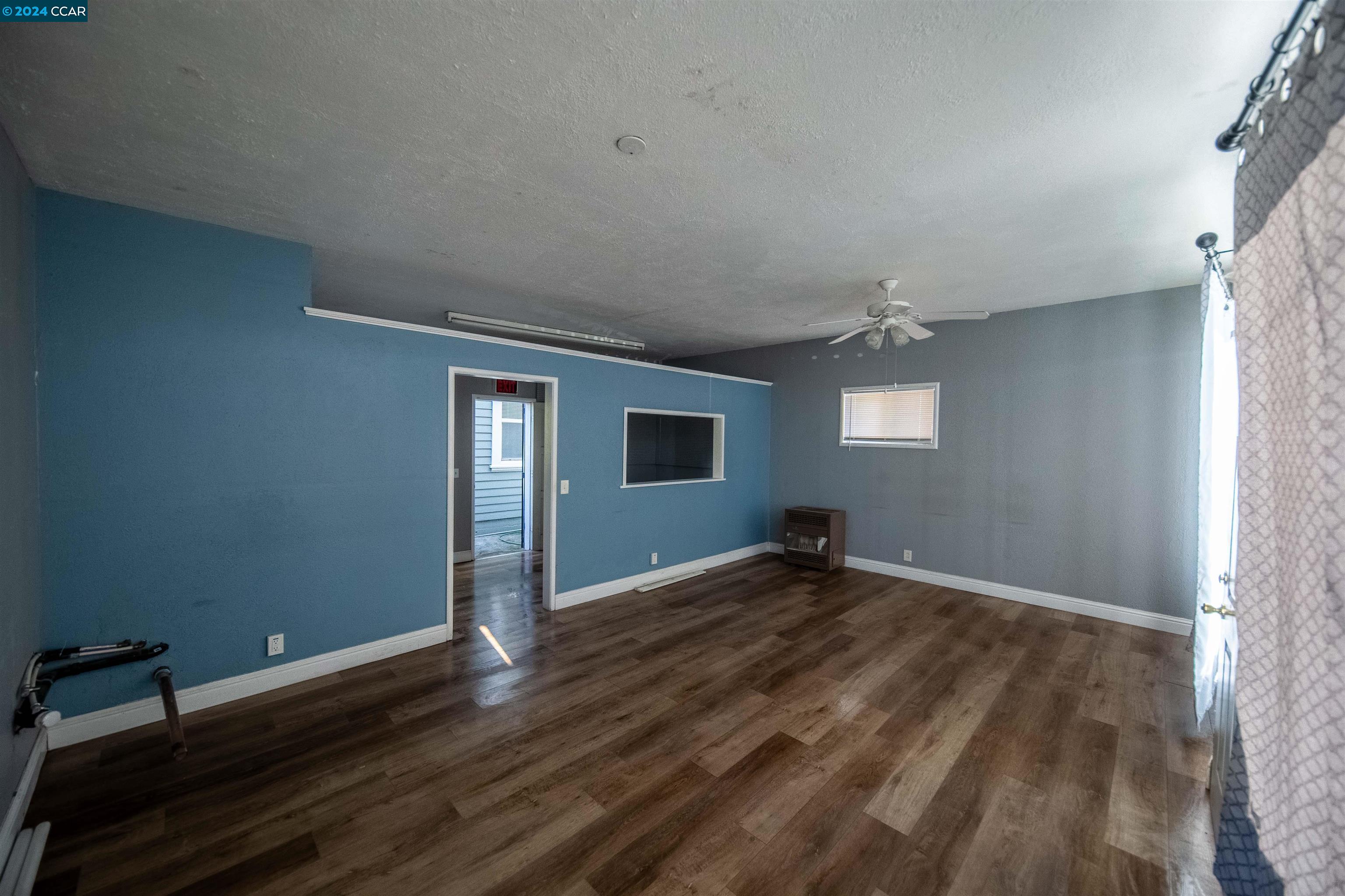 Detail Gallery Image 19 of 25 For 115 E Walnut St, Lodi,  CA 95240 - 3 Beds | 2/1 Baths
