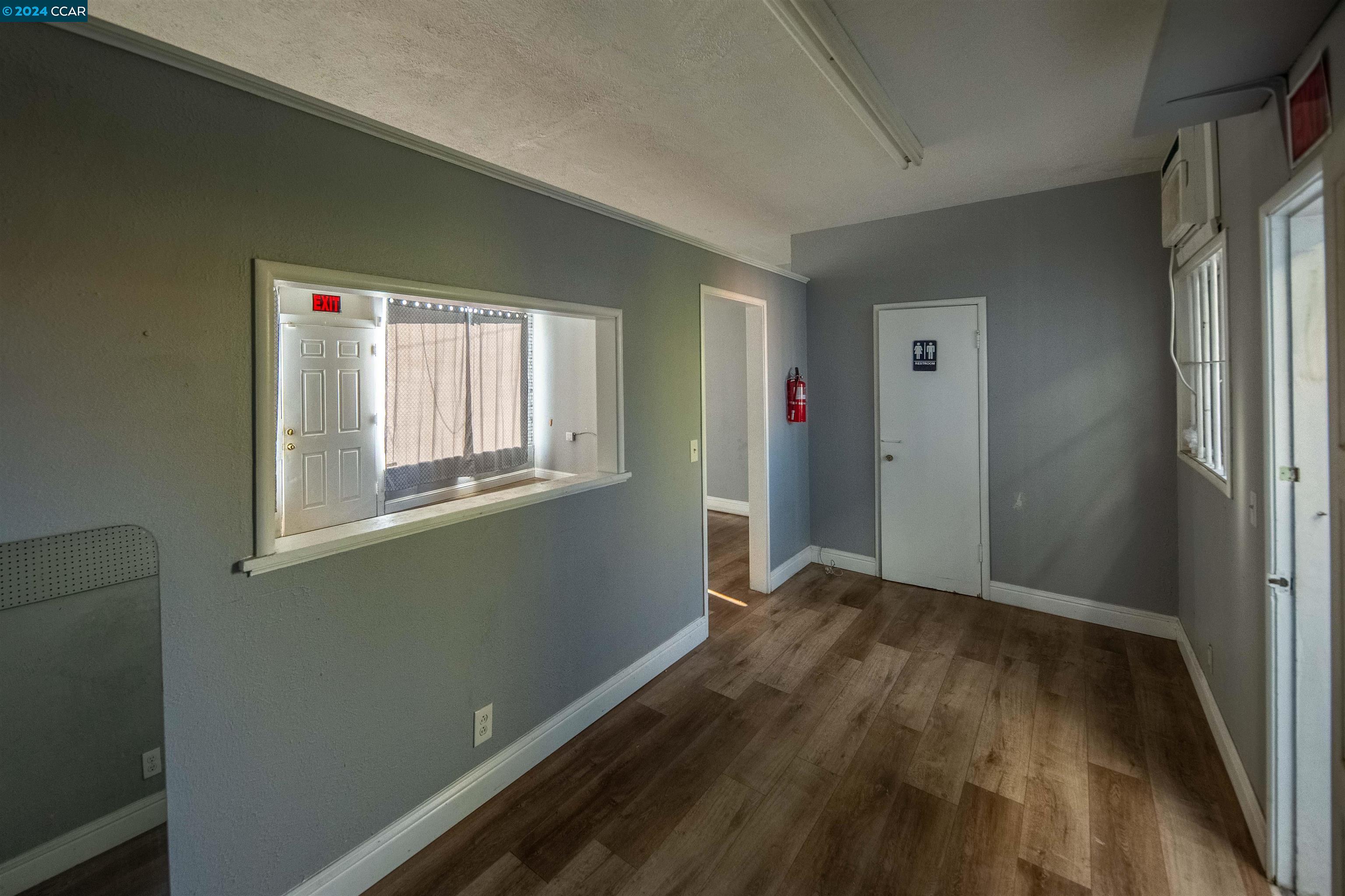 Detail Gallery Image 20 of 25 For 115 E Walnut St, Lodi,  CA 95240 - 3 Beds | 2/1 Baths