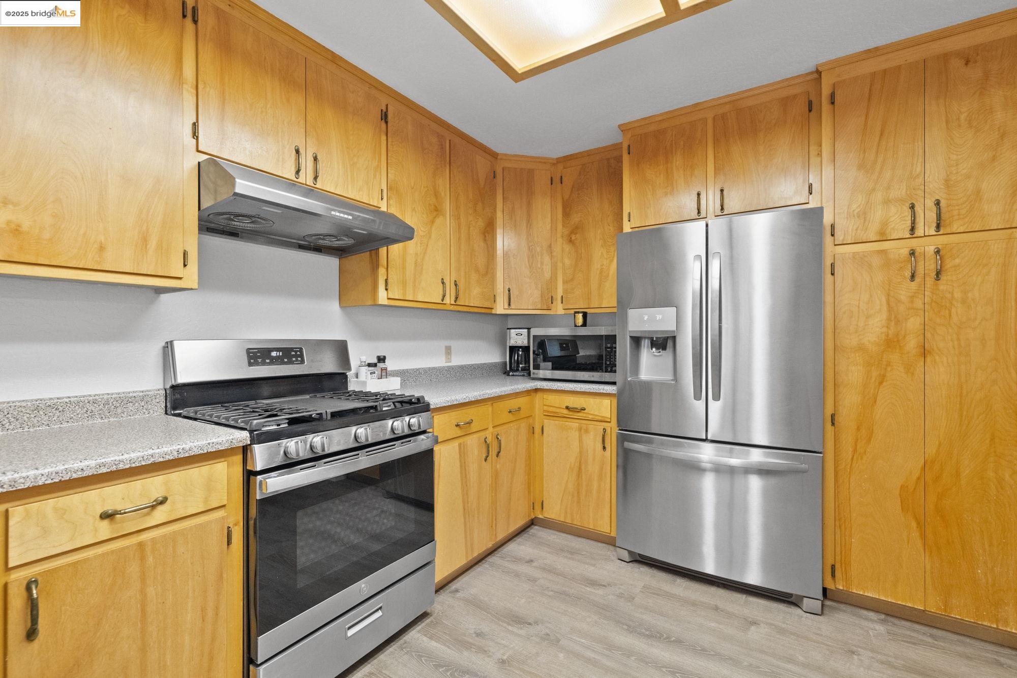 Detail Gallery Image 10 of 31 For 28515 S Stan Ct, Strawberry,  CA 95375 - 3 Beds | 2 Baths