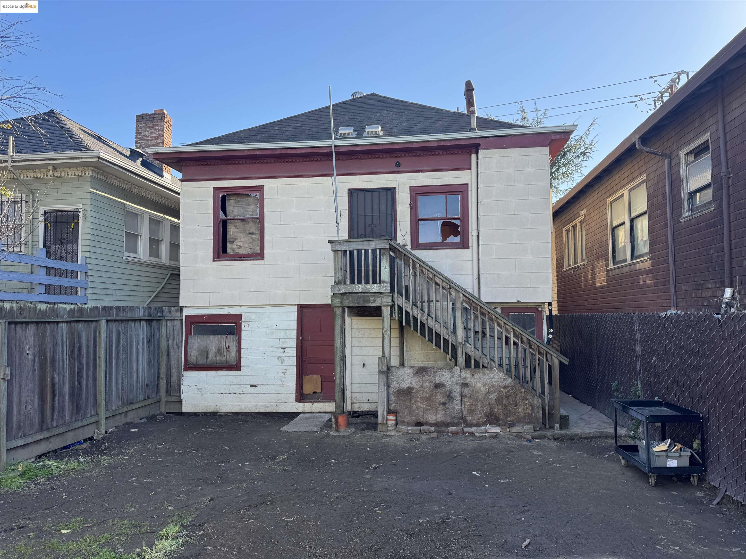 878 Athens Ave, Oakland, California 94607, 2 Bedrooms Bedrooms, 5 Rooms Rooms,1 BathroomBathrooms,Residential,For Sale,878 Athens Ave,41082989