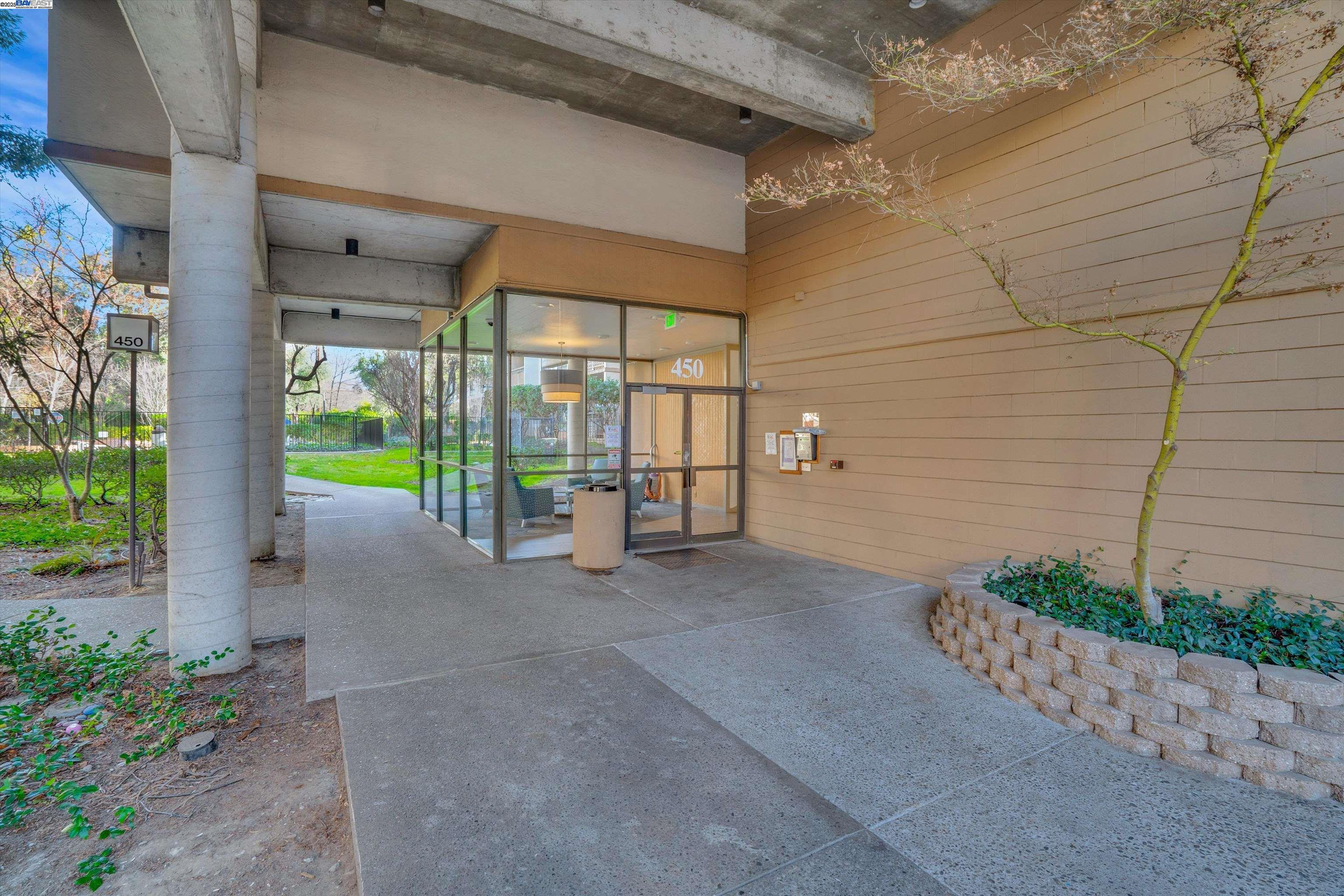 Photo #2: 41083015 Listing 