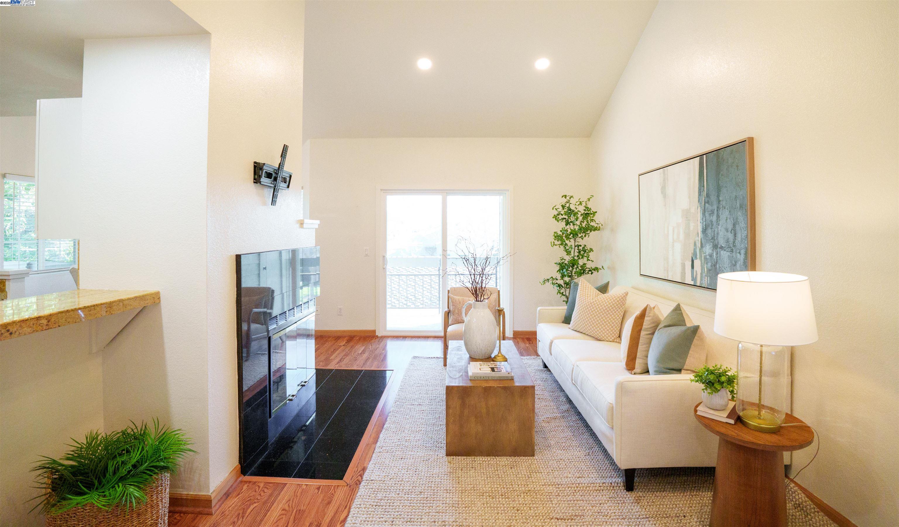 Photo #6: 41083019 Listing 