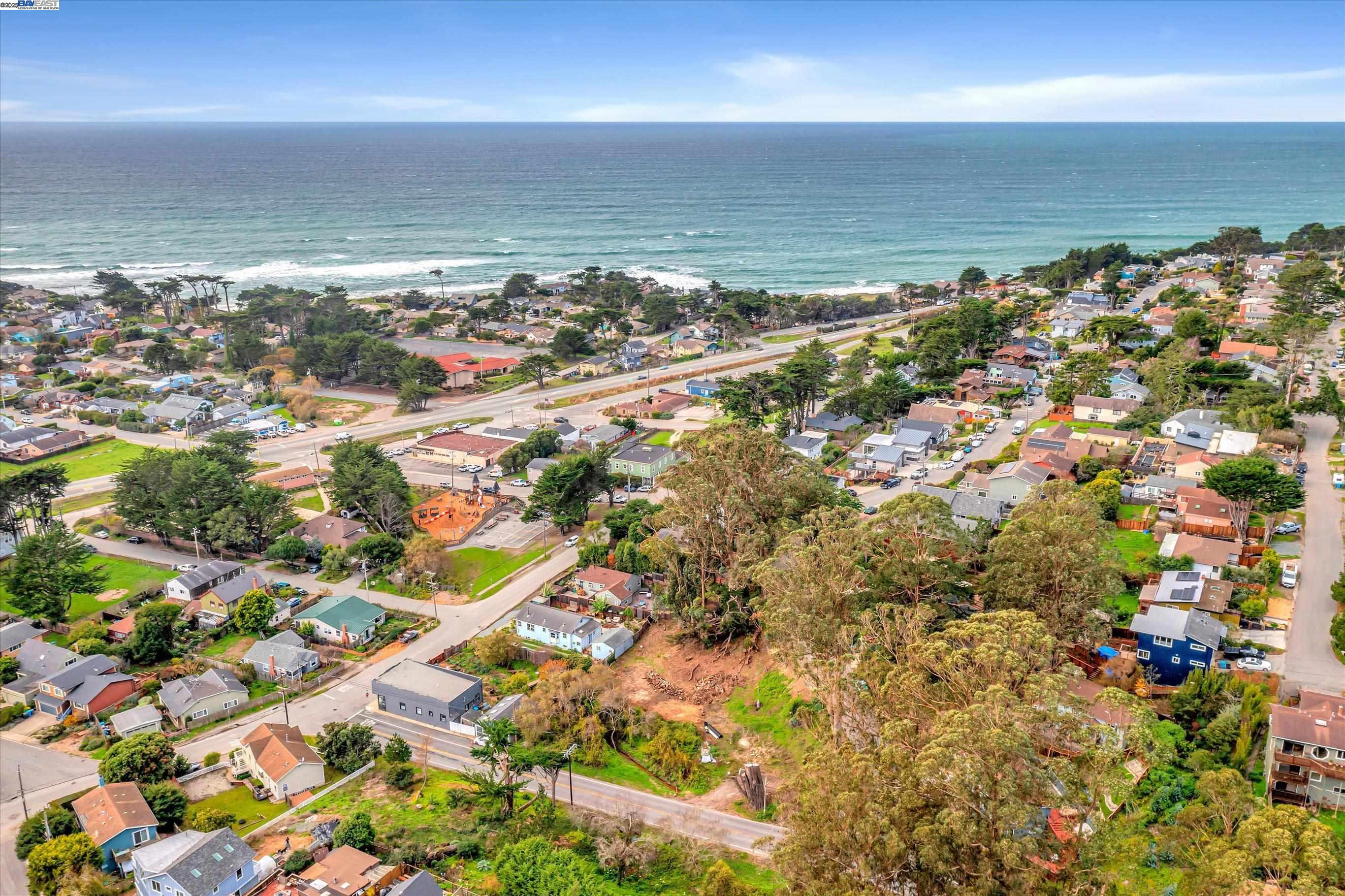 Detail Gallery Image 1 of 20 For 00 Sunshine Valley Rd, Moss Beach,  CA 94038 - – Beds | – Baths