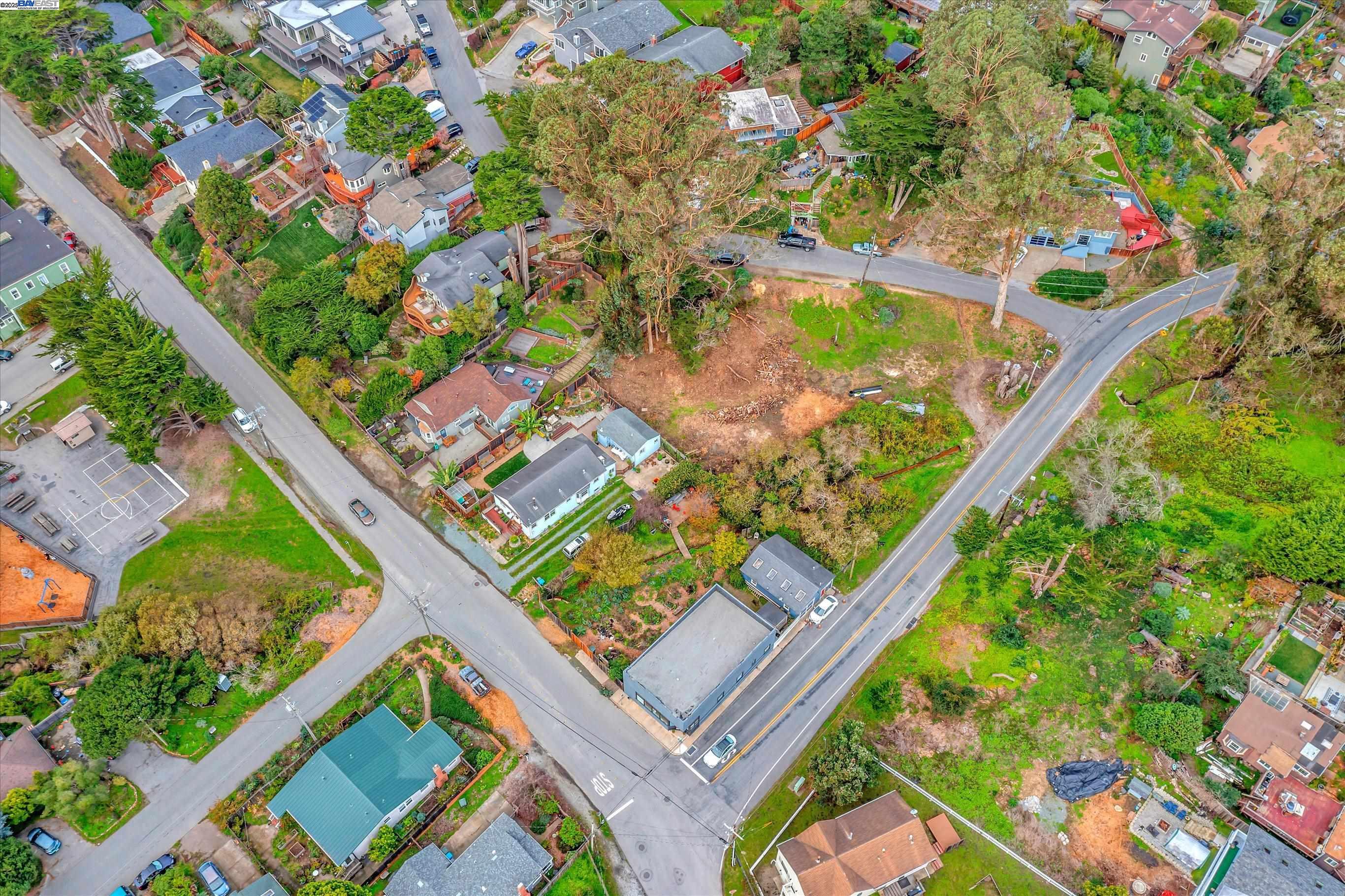 Detail Gallery Image 3 of 20 For 00 Sunshine Valley Rd, Moss Beach,  CA 94038 - – Beds | – Baths