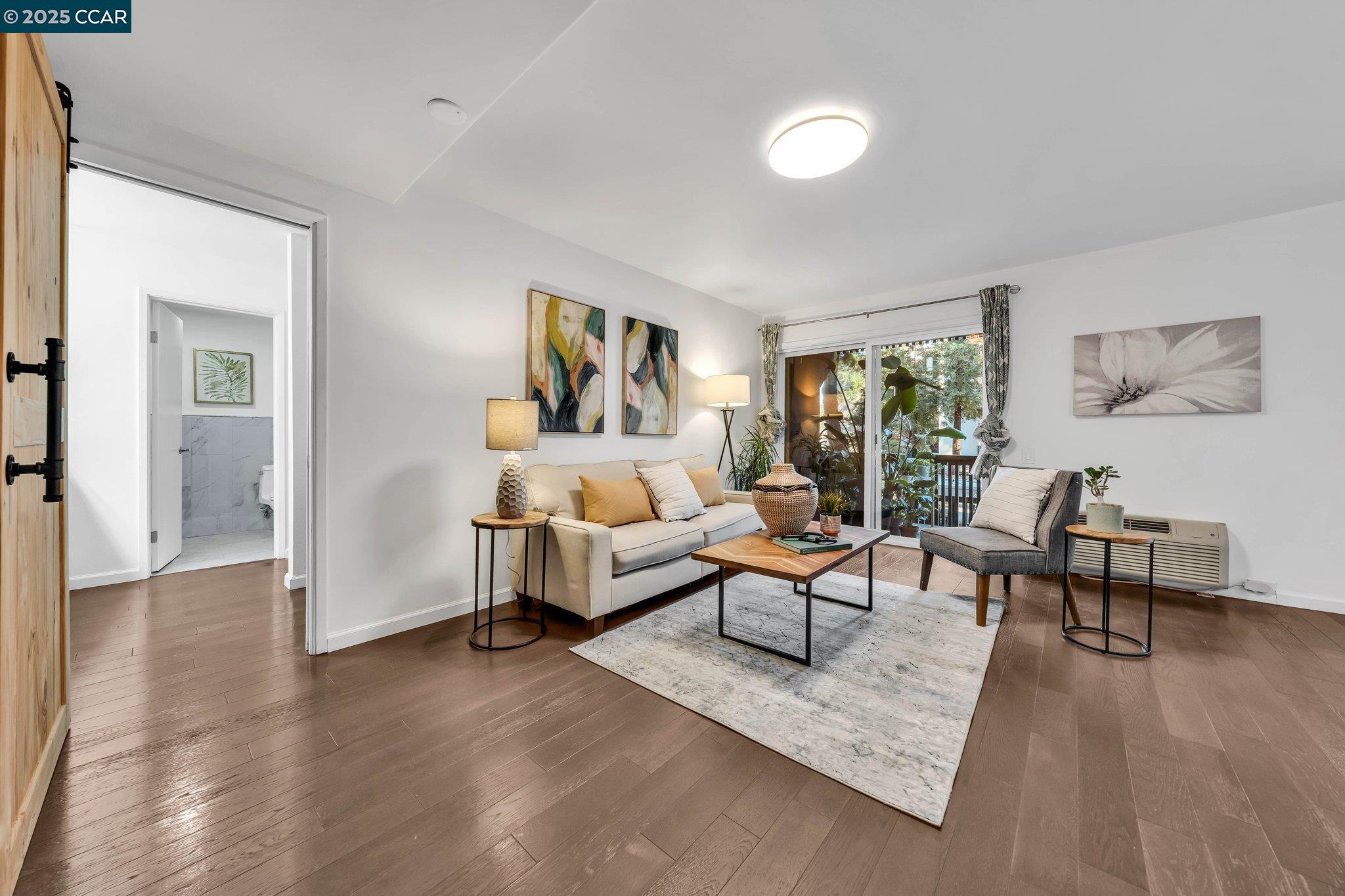 Photo #3: 41083038 Listing 