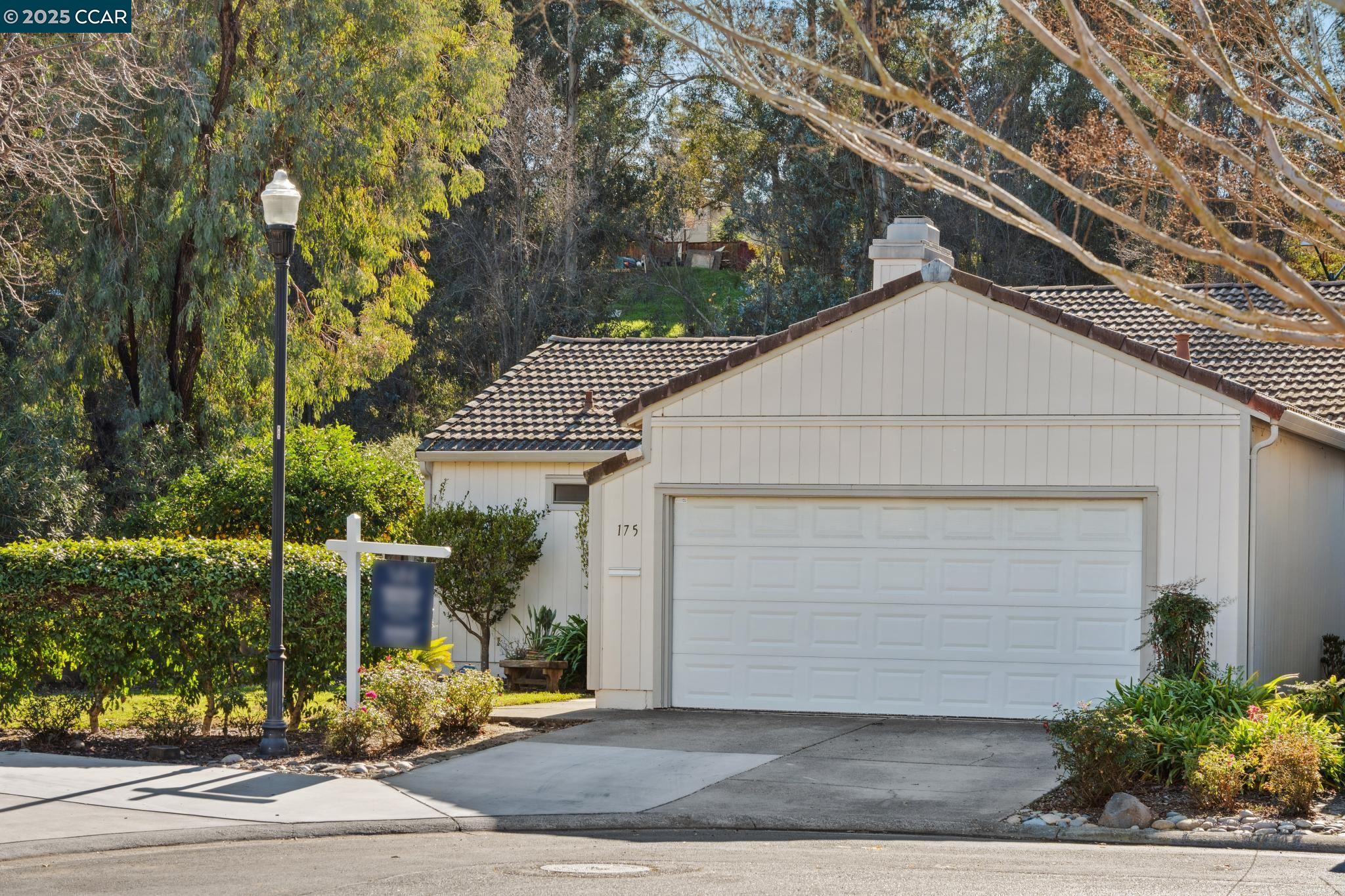 More Details about MLS # 41083084 : 175 MESA CT