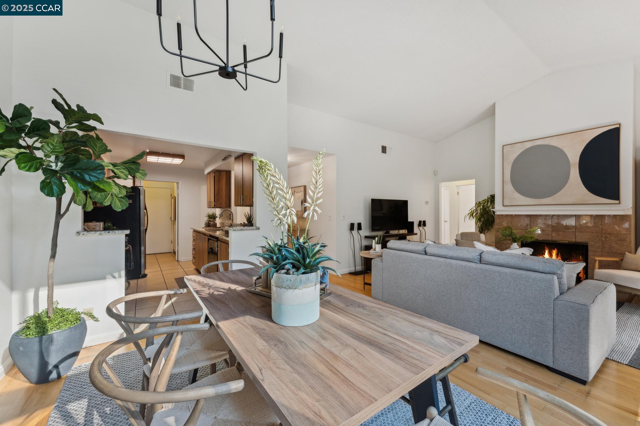 Photo #6: 41083084 Listing 