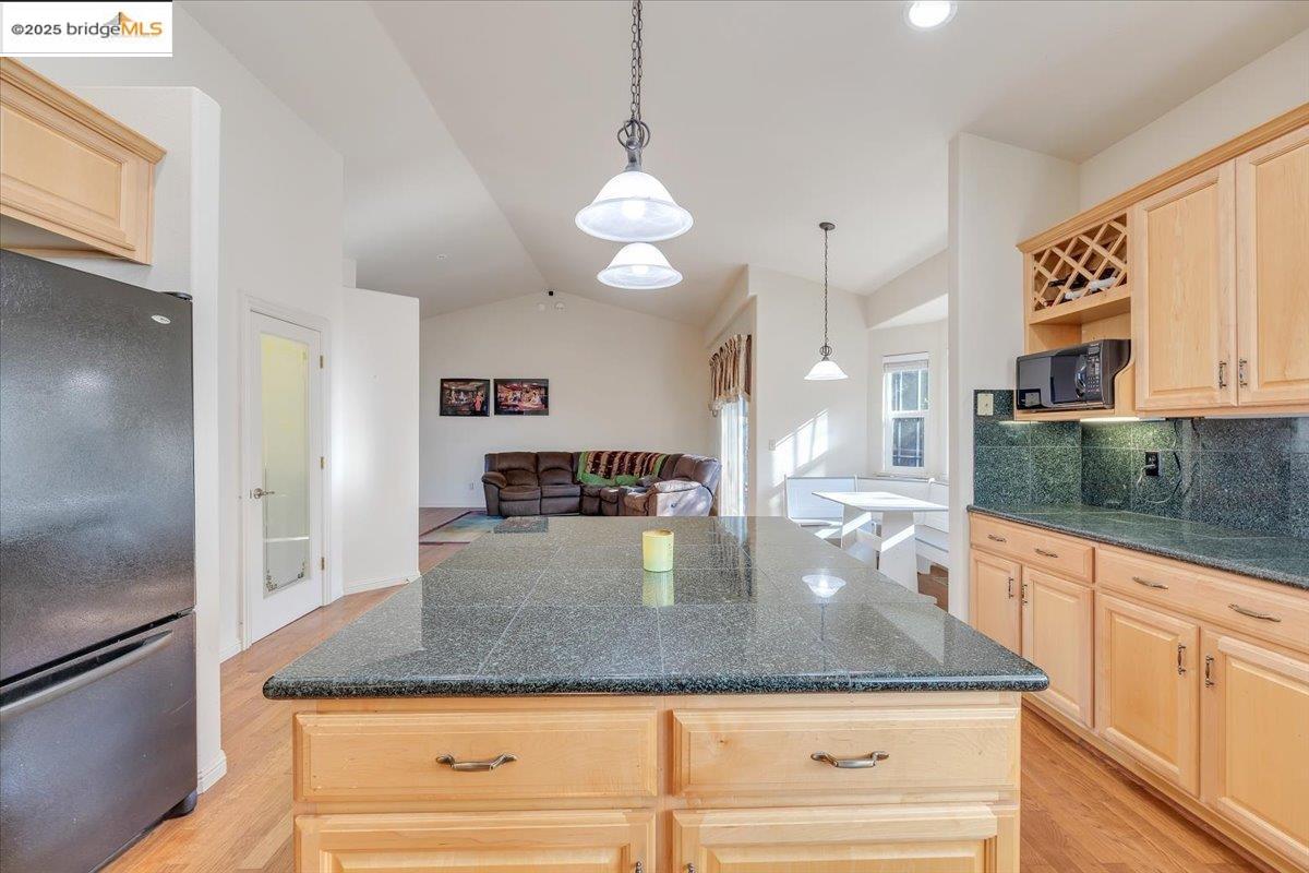 Detail Gallery Image 36 of 60 For 20405 Starr King Dr, Soulsbyville,  CA 95372 - 3 Beds | 2 Baths
