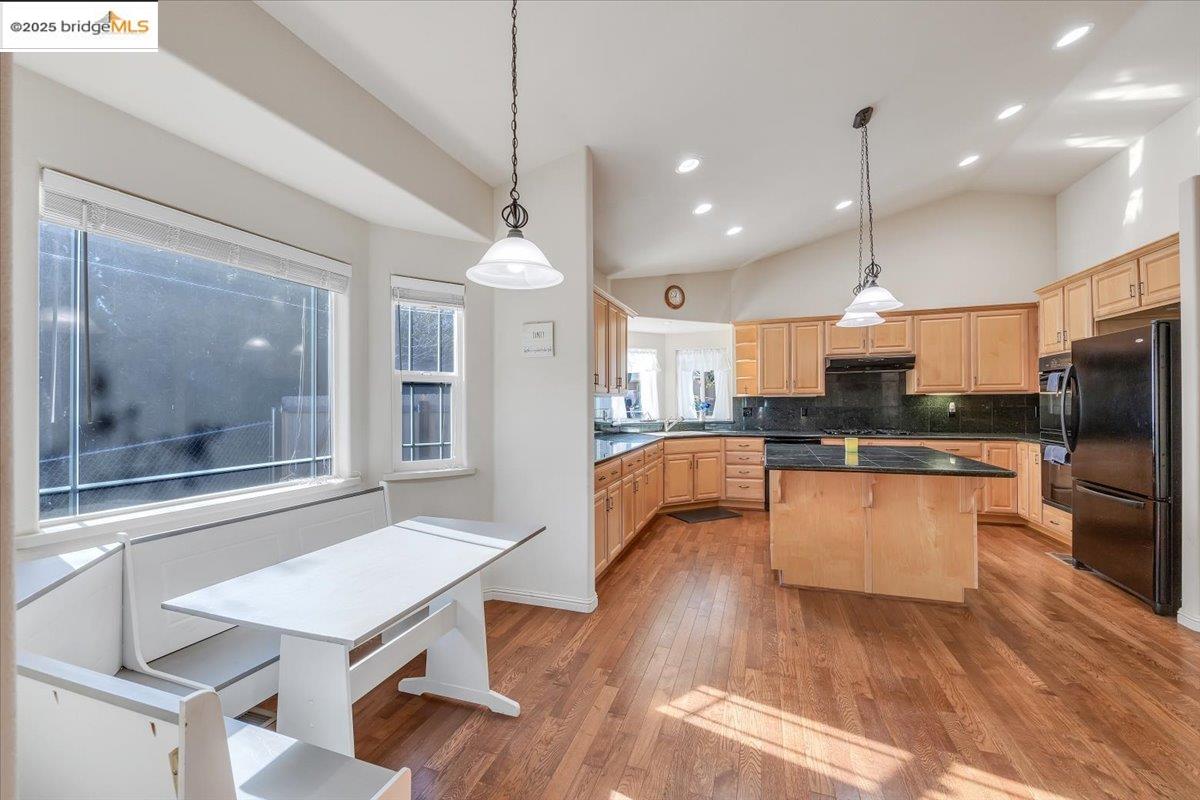 Detail Gallery Image 40 of 60 For 20405 Starr King Dr, Soulsbyville,  CA 95372 - 3 Beds | 2 Baths