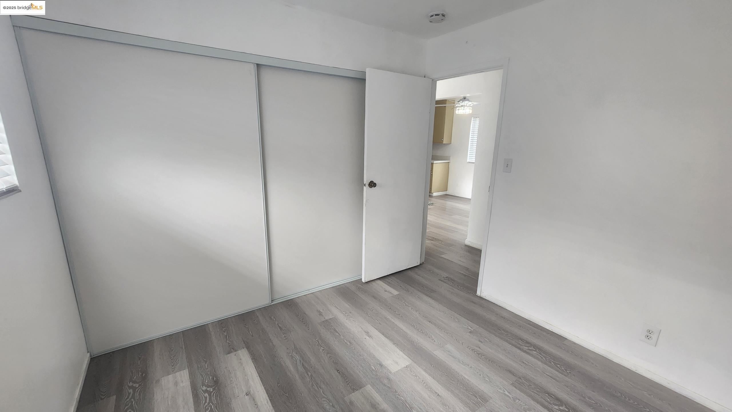 9220 Bancroft Ave # D, Oakland, California 94603, 3 Bedrooms Bedrooms, 6 Rooms Rooms,1 BathroomBathrooms,Residential Lease,For Rent,9220 Bancroft Ave # D,41083107