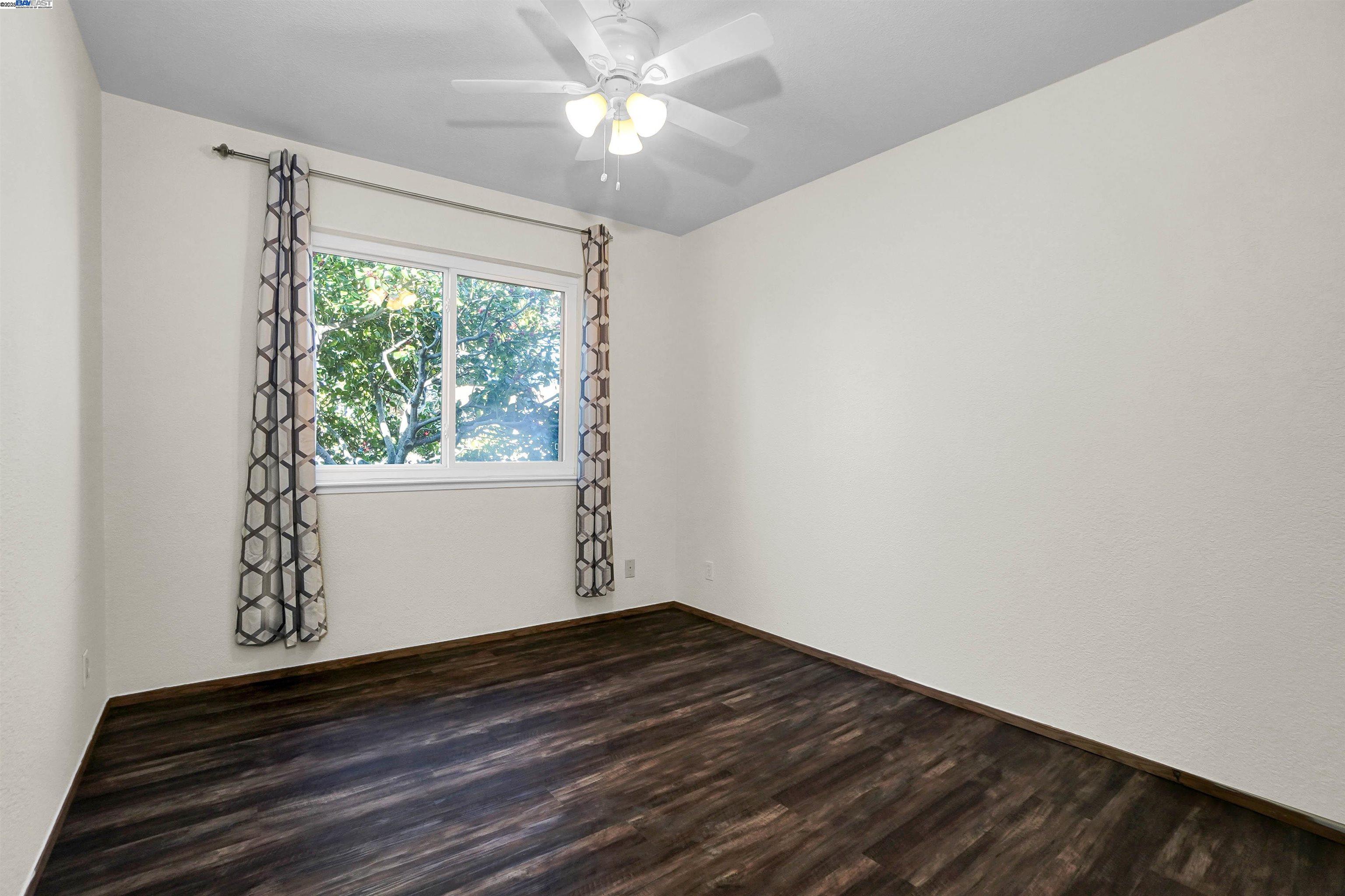 Detail Gallery Image 17 of 22 For 920 Elgin St #G,  San Lorenzo,  CA 94580 - 2 Beds | 2 Baths