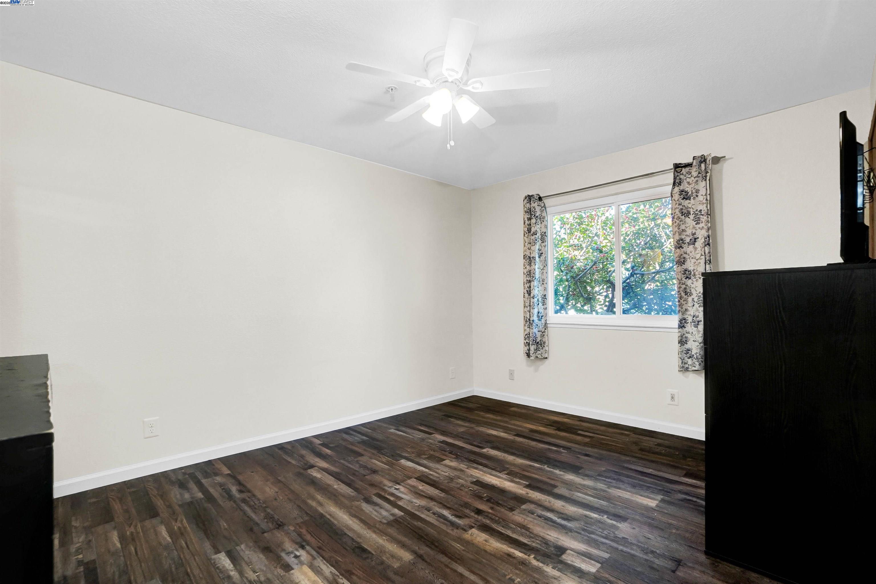 Detail Gallery Image 19 of 22 For 920 Elgin St #G,  San Lorenzo,  CA 94580 - 2 Beds | 2 Baths