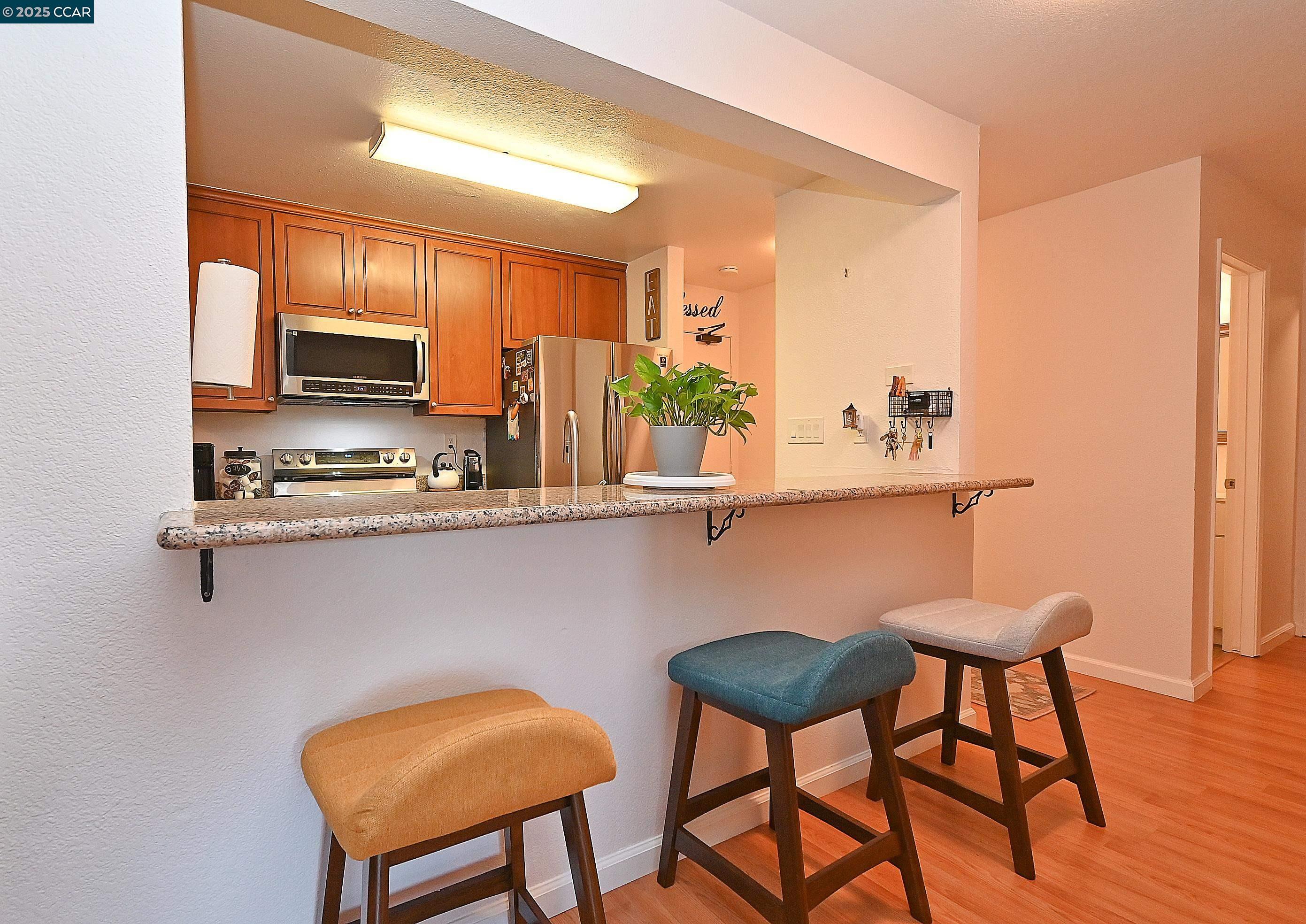Photo #6: 41083120 Listing: Photo #6