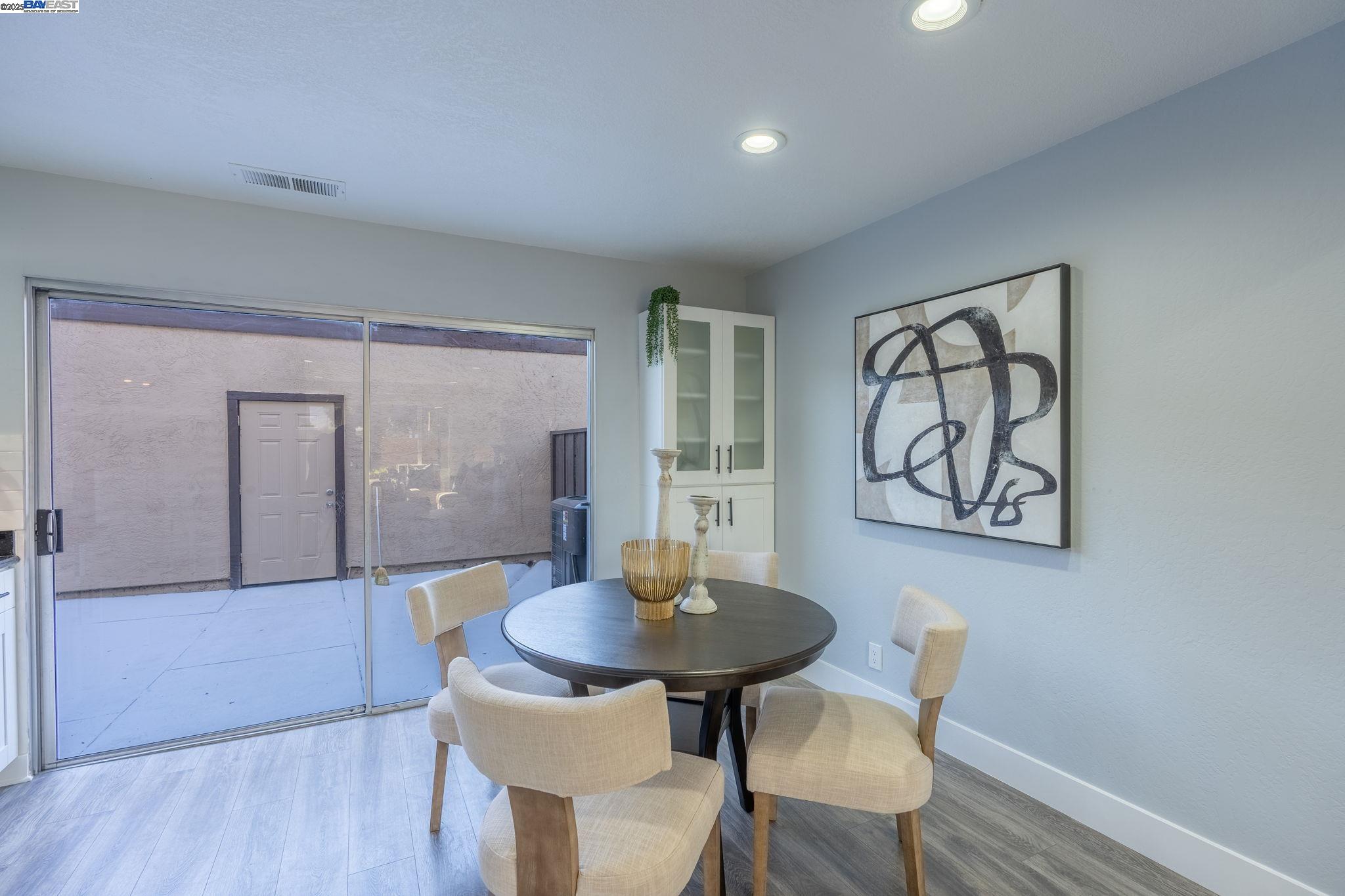 Photo #5: 41083141 Listing 