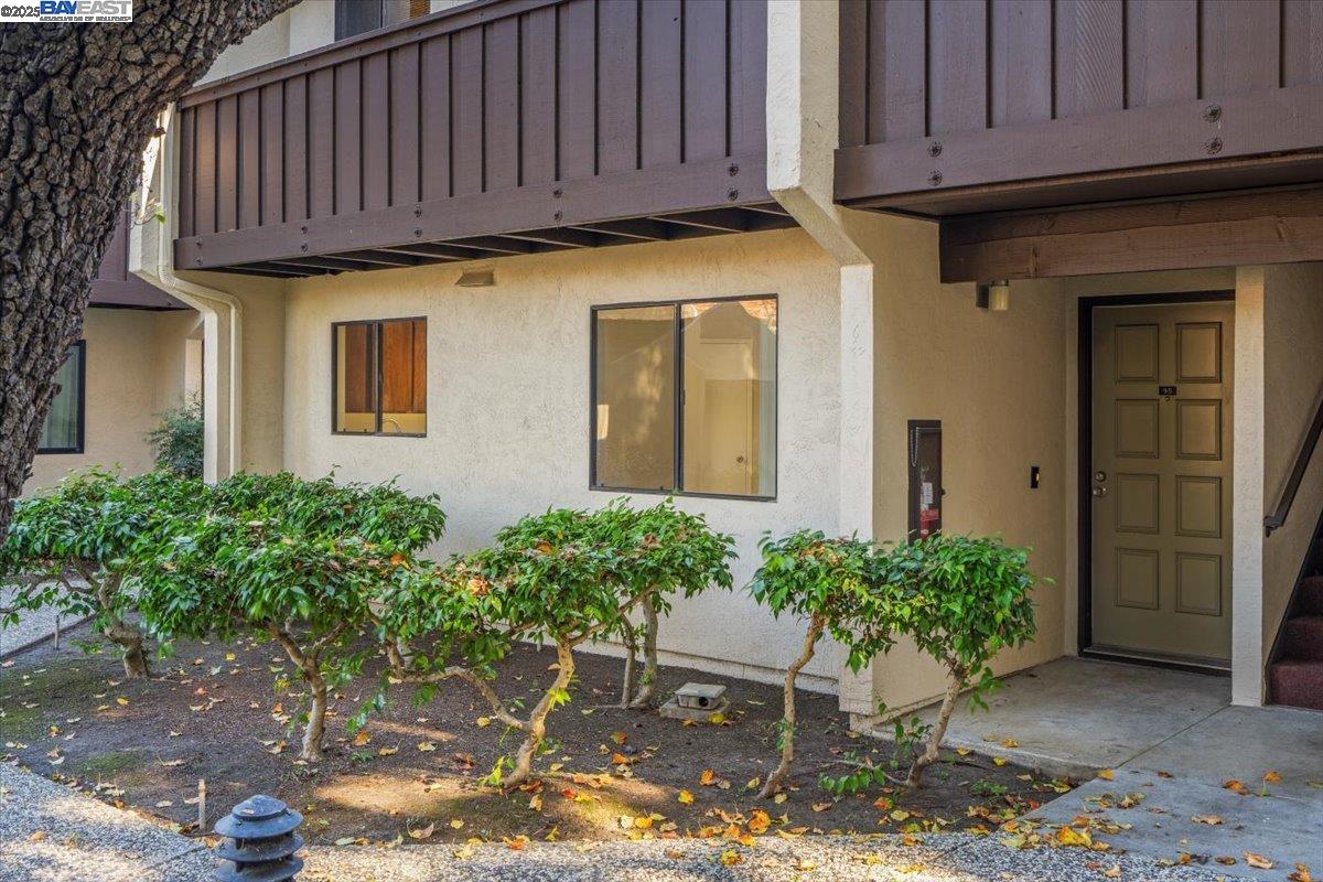 Detail Gallery Image 1 of 1 For 999 W Evelyn Ter #95,  Sunnyvale,  CA 94086 - 1 Beds | 1 Baths