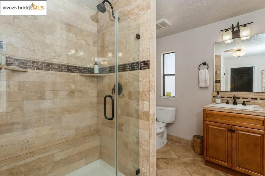 Detail Gallery Image 13 of 34 For 194 Oxbow Marina Dr, Isleton,  CA 95641 - 3 Beds | 2 Baths