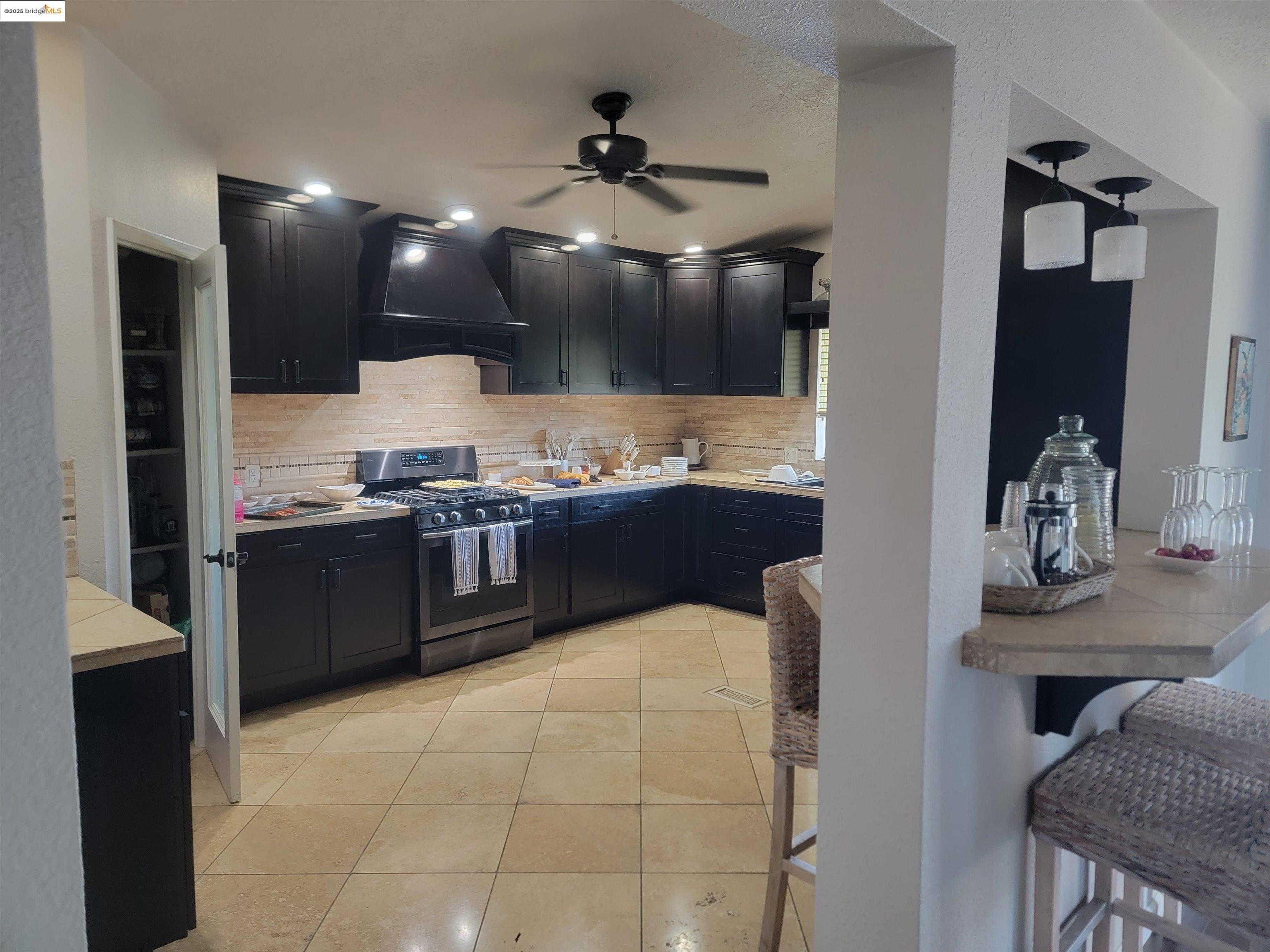 Detail Gallery Image 6 of 34 For 194 Oxbow Marina Dr, Isleton,  CA 95641 - 3 Beds | 2 Baths