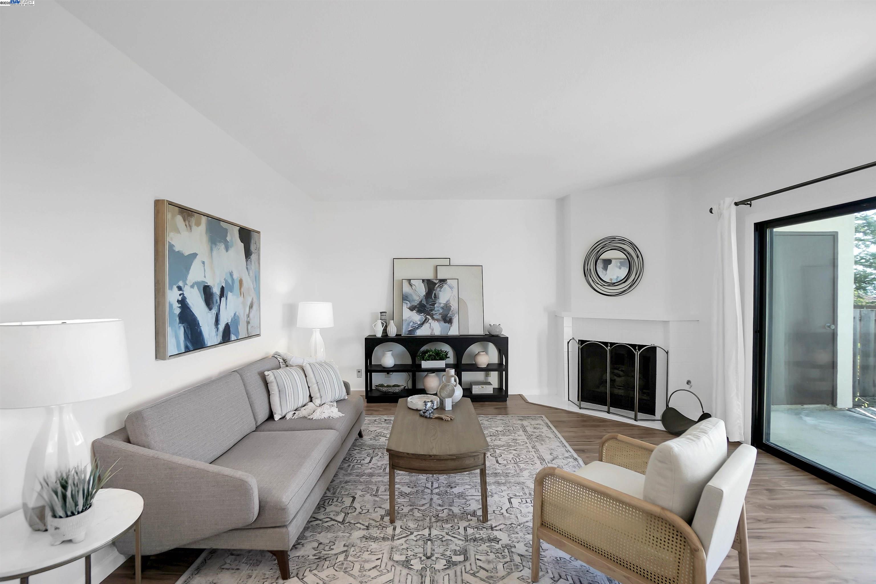 MLS: 41083166 Condo For Sale
