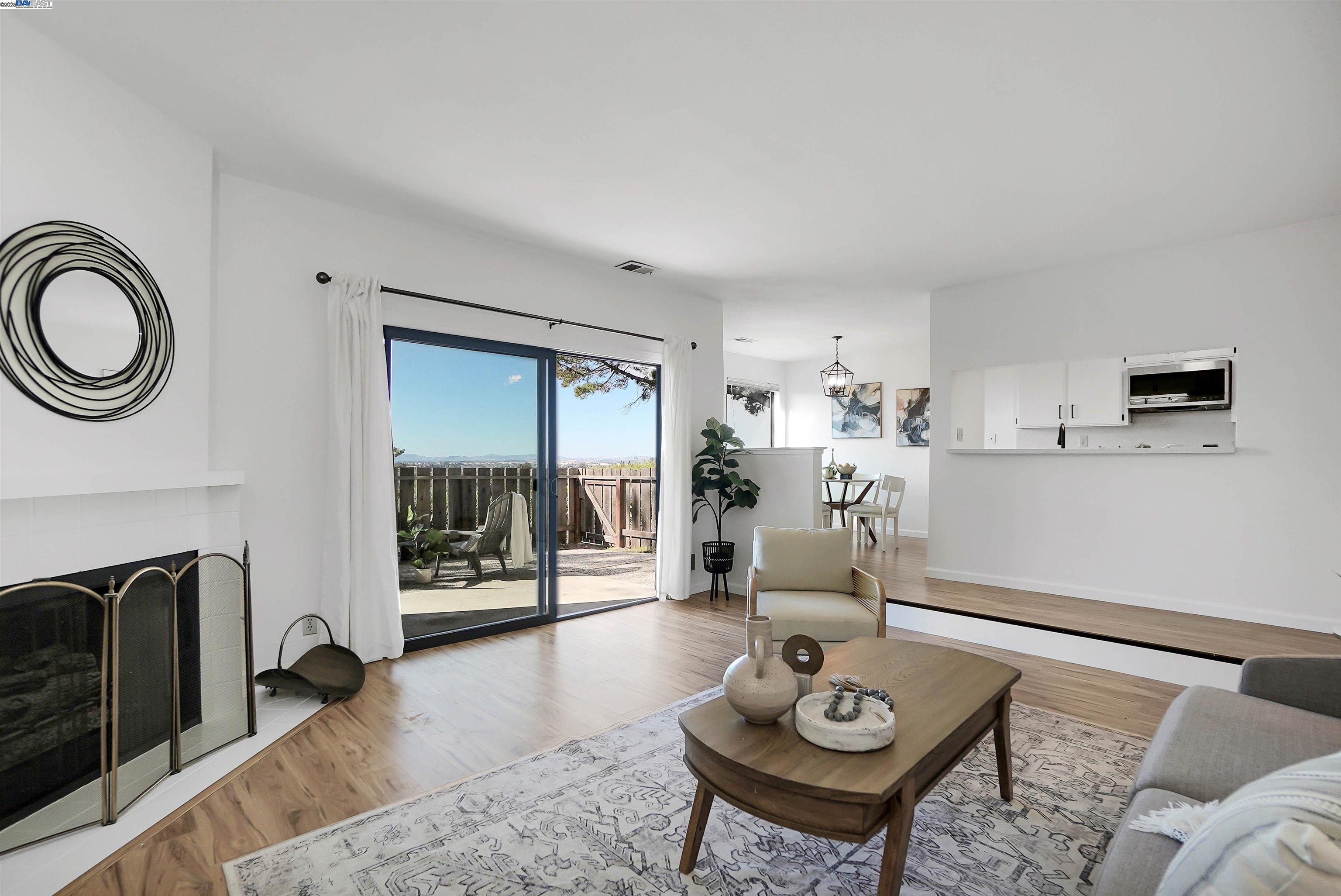 Photo #3: 41083166 Listing 