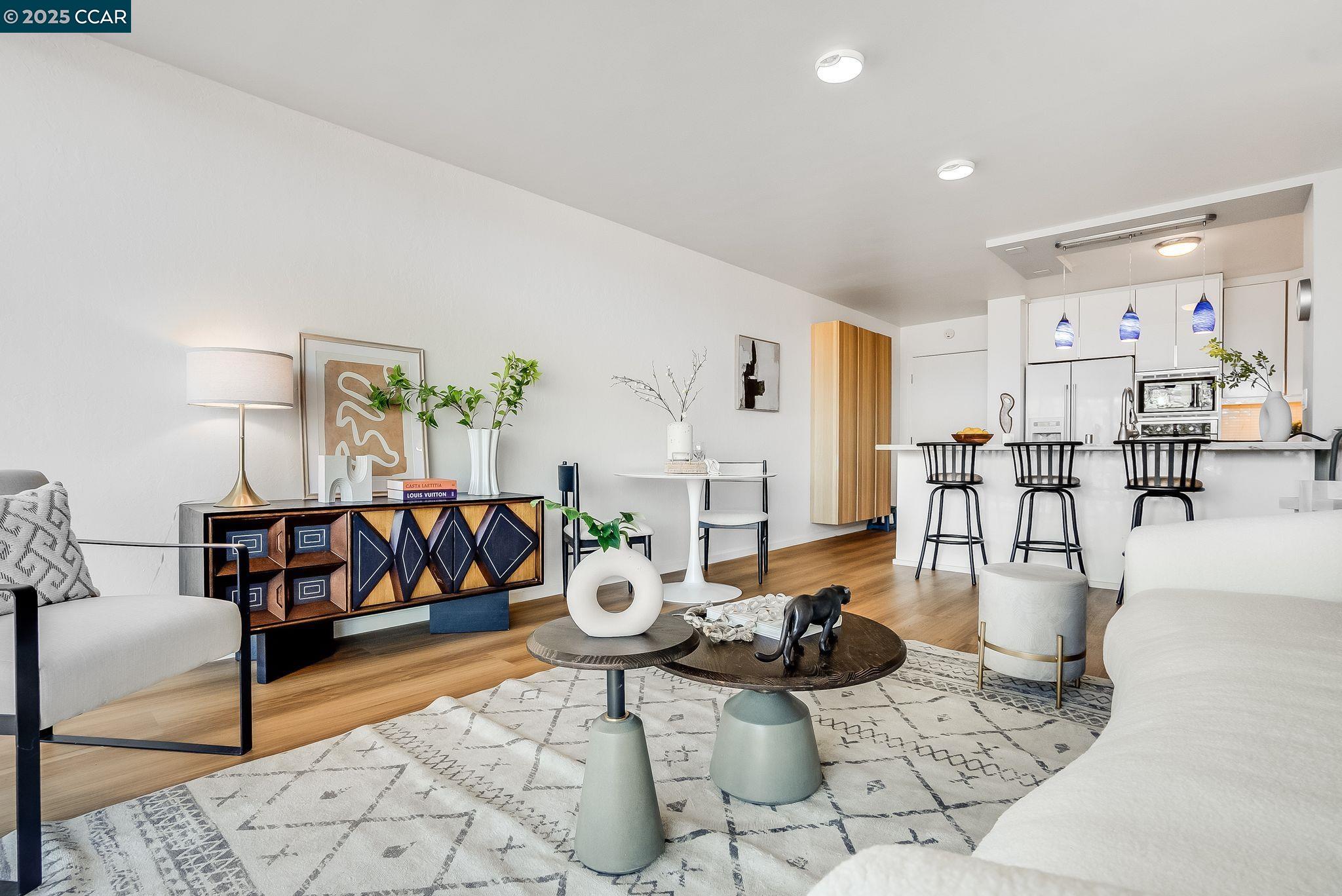 Photo #5: 41083170 Listing 