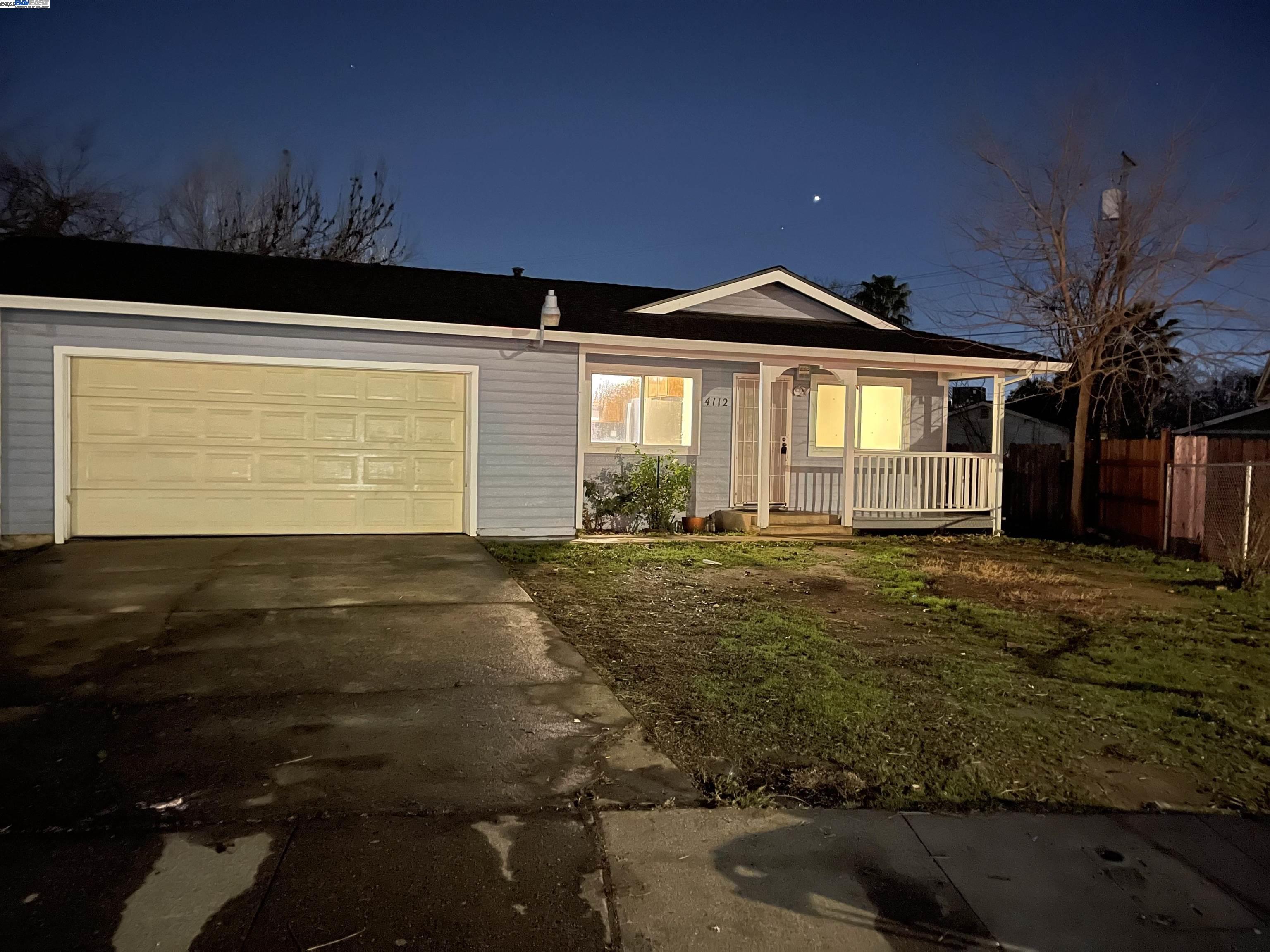 Detail Gallery Image 1 of 1 For 4112 Wheatley Cir, Sacramento,  CA 95838 - 3 Beds | 2 Baths