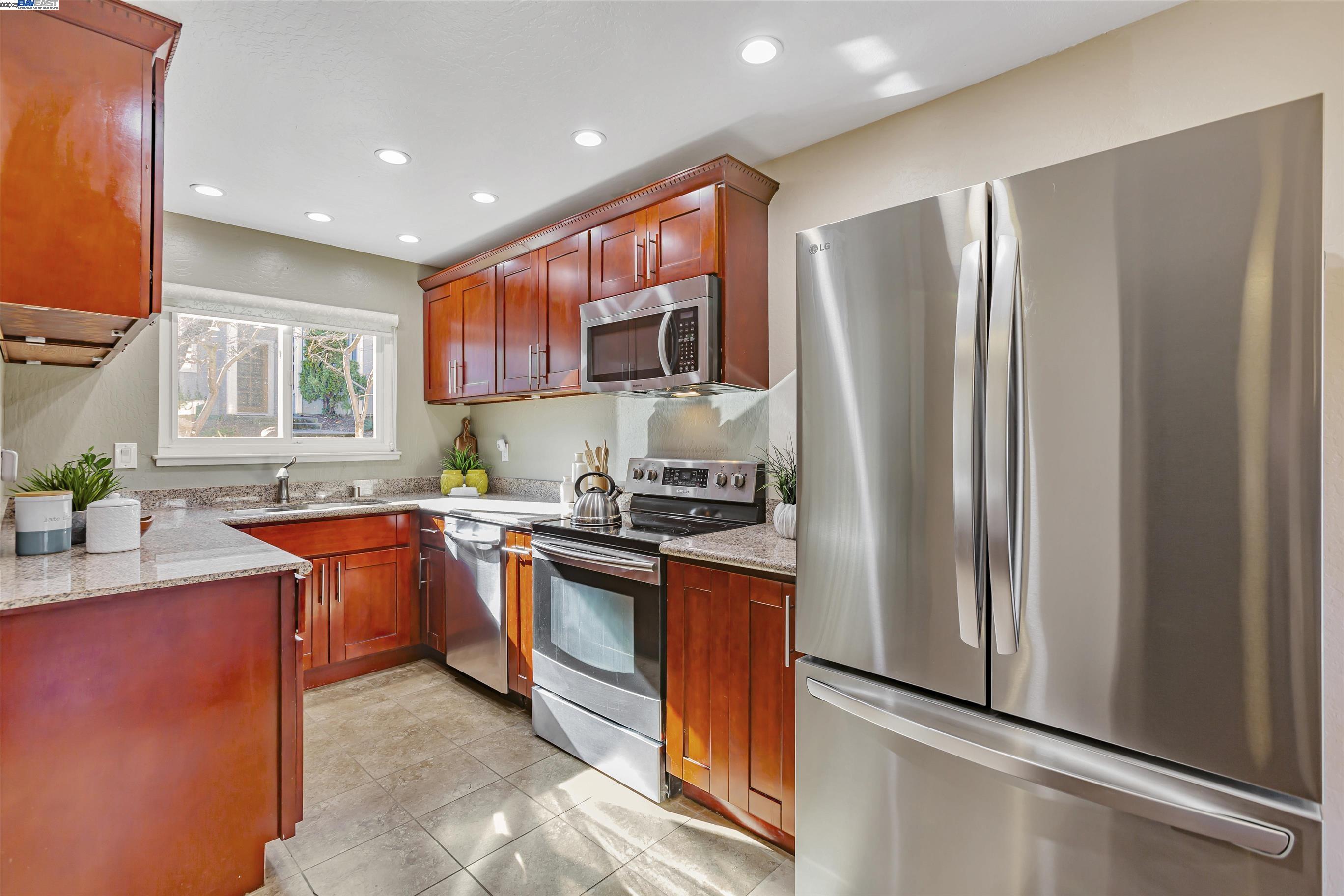 Photo #6: 41083185 Listing 