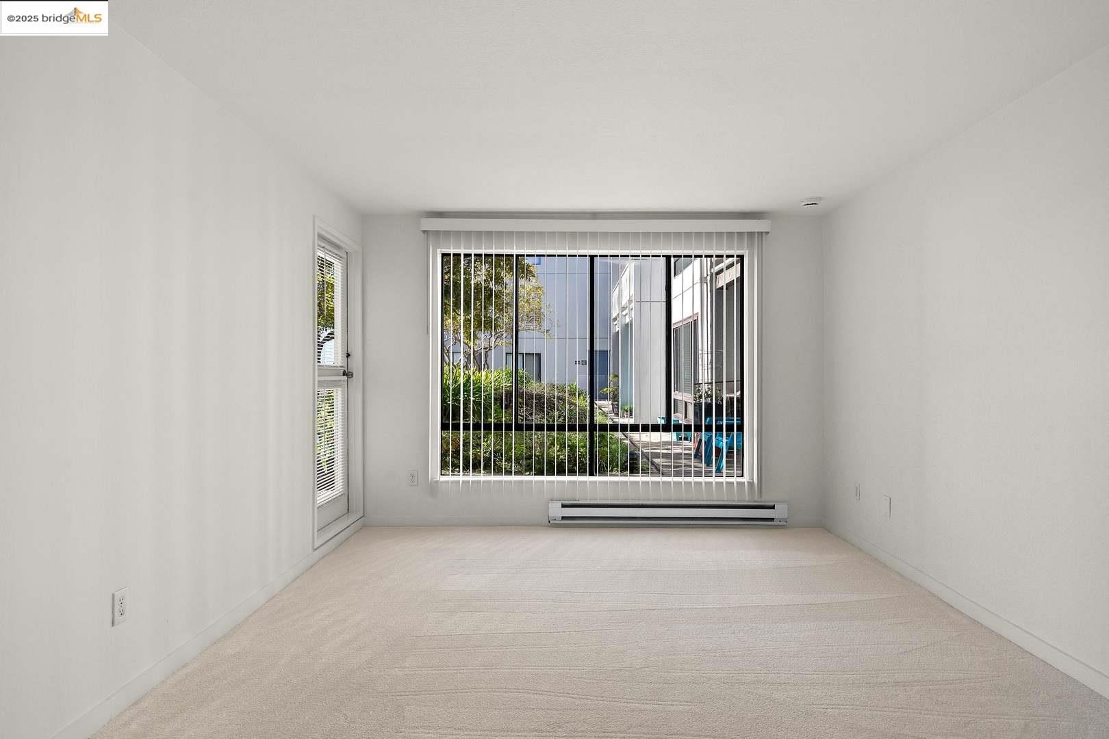 Photo #2: 41083210 Listing 