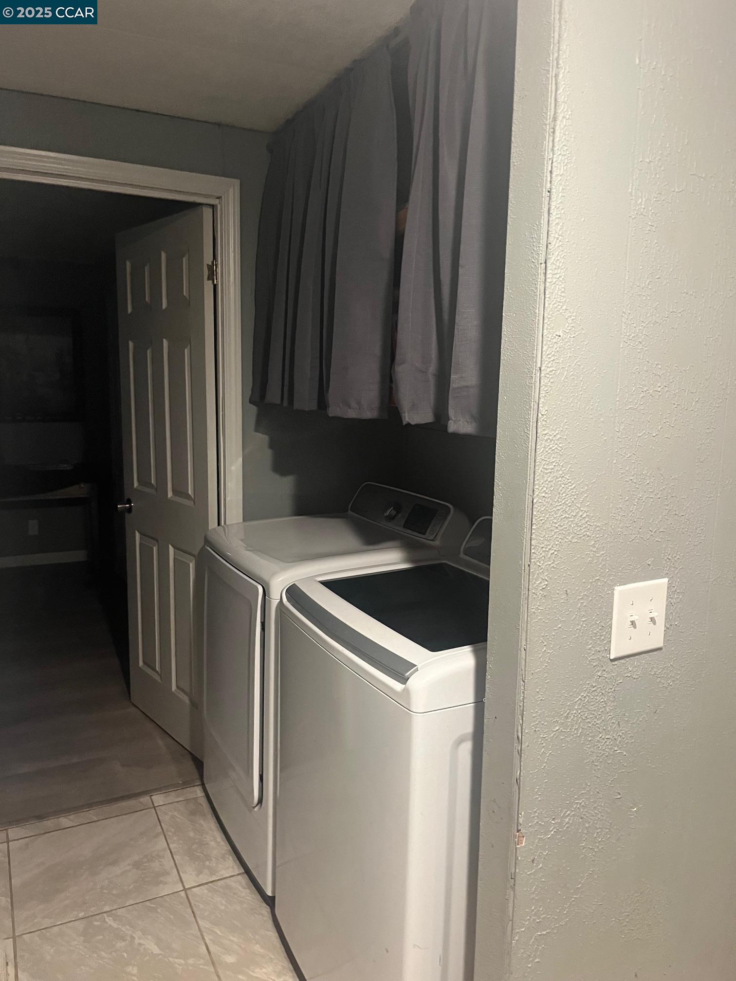 Detail Gallery Image 5 of 9 For 691480 Lassen Way, Susanville,  CA 96130 - 2 Beds | 2 Baths