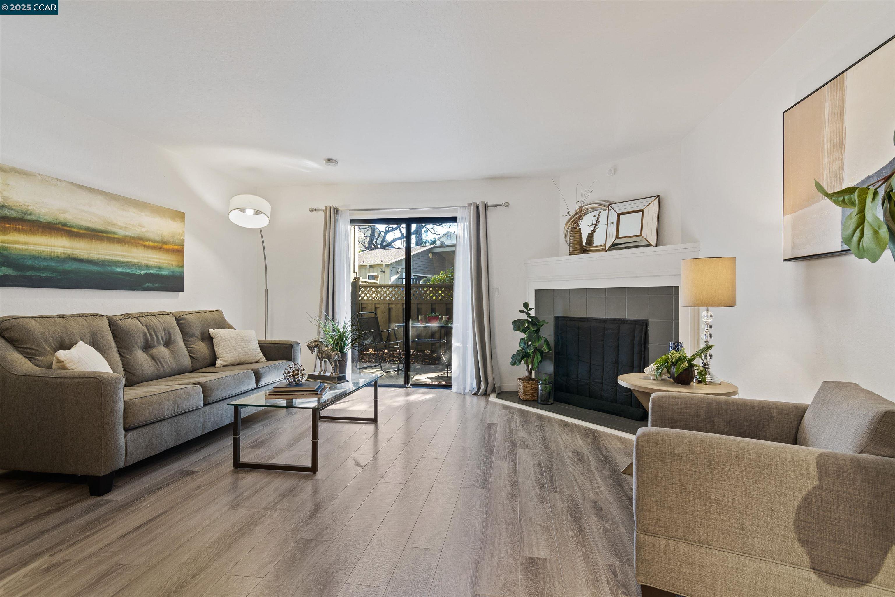 Photo #4: 41083236 Listing 