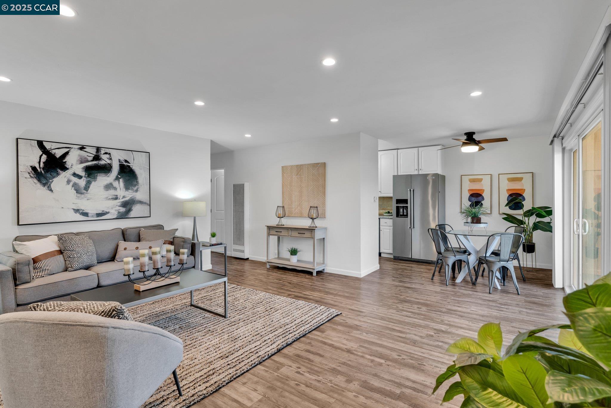 More Details about MLS # 41083285 : 2600 JONES RD # 18