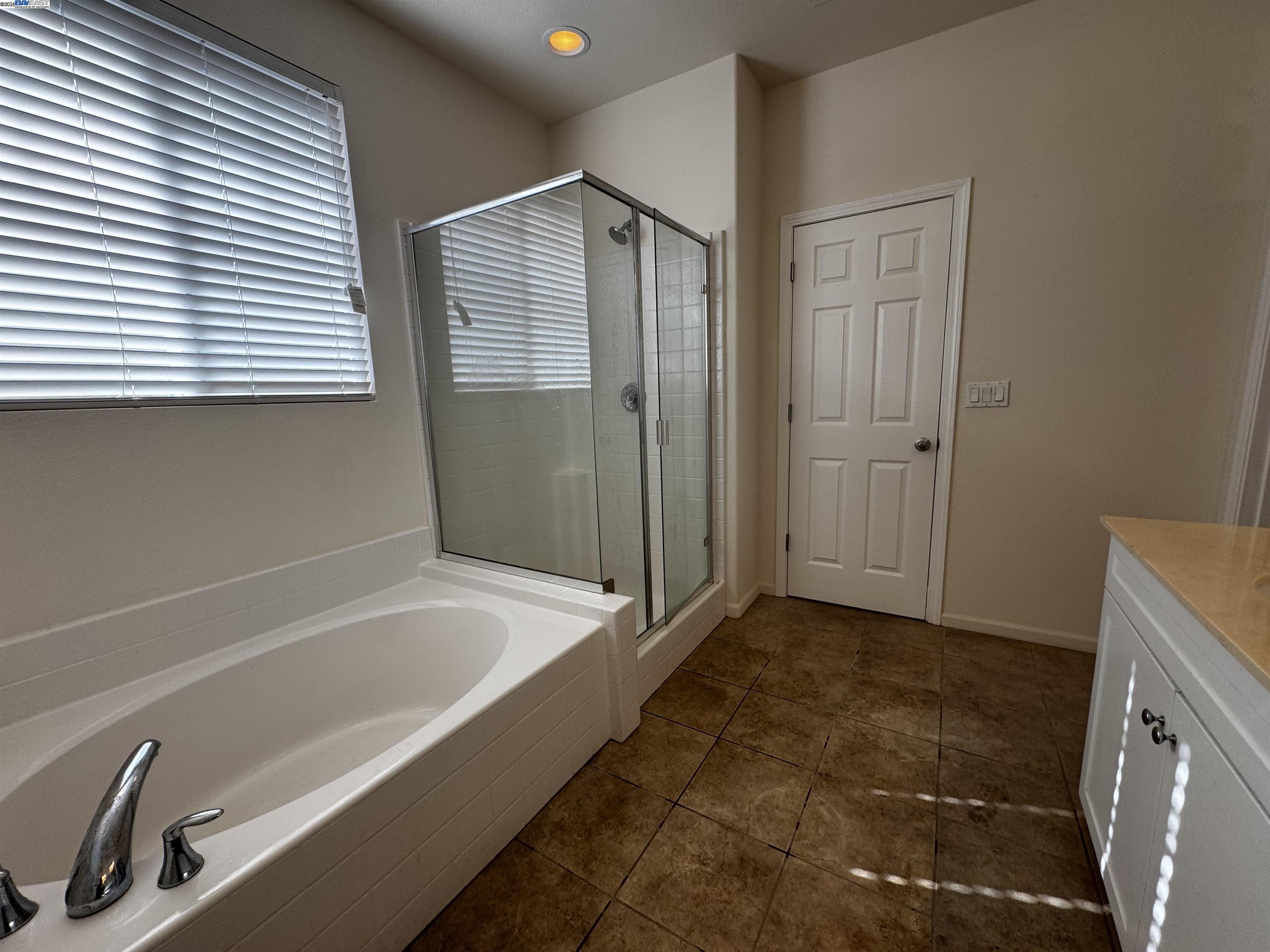 Detail Gallery Image 13 of 34 For 4705 Dundee Street, Antioch,  CA 94531 - 4 Beds | 3 Baths