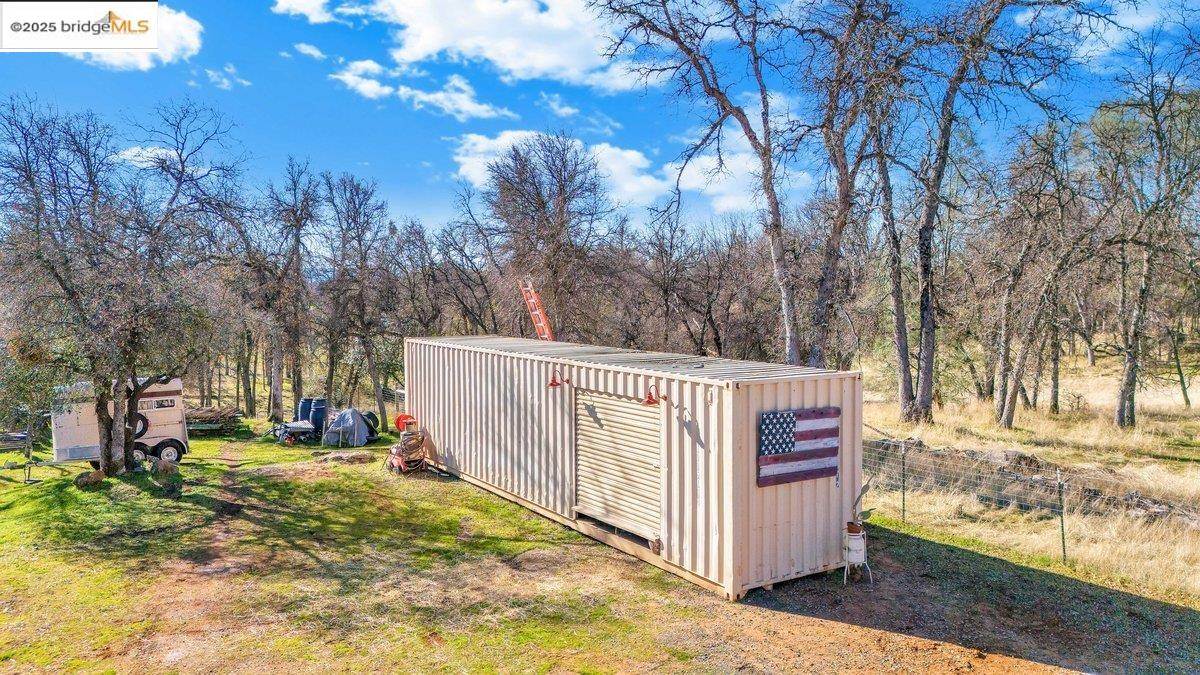 Detail Gallery Image 31 of 43 For 18229 Yosemite Rd, Tuolumne,  CA 95379 - 1 Beds | 2 Baths