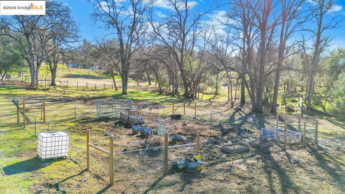Detail Gallery Image 39 of 43 For 18229 Yosemite Rd, Tuolumne,  CA 95379 - 1 Beds | 2 Baths