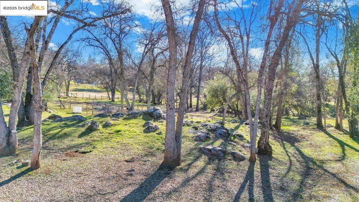 Detail Gallery Image 40 of 43 For 18229 Yosemite Rd, Tuolumne,  CA 95379 - 1 Beds | 2 Baths
