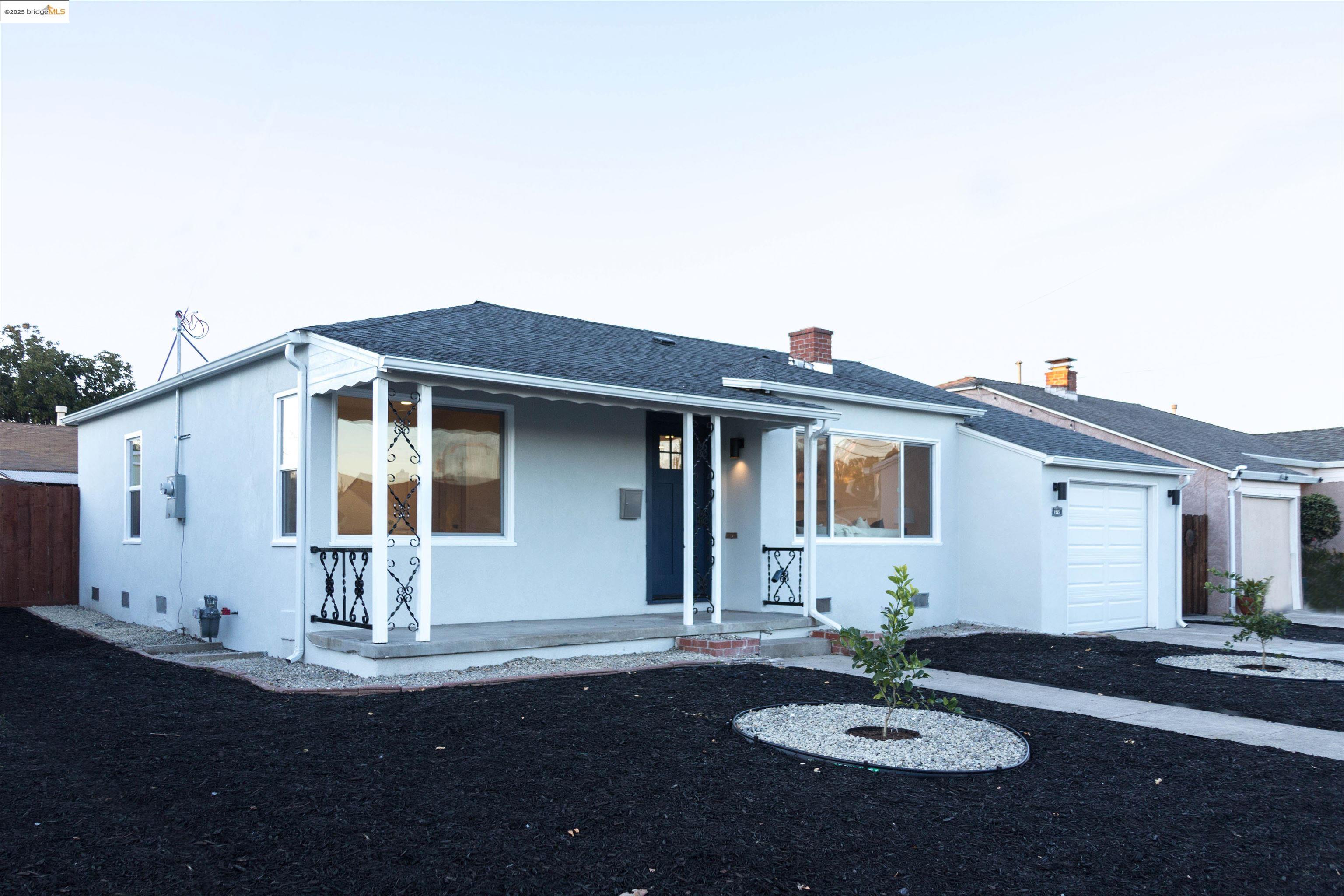 Detail Gallery Image 1 of 1 For 1527 139th Ave, San Leandro,  CA 94578 - 3 Beds | 2 Baths