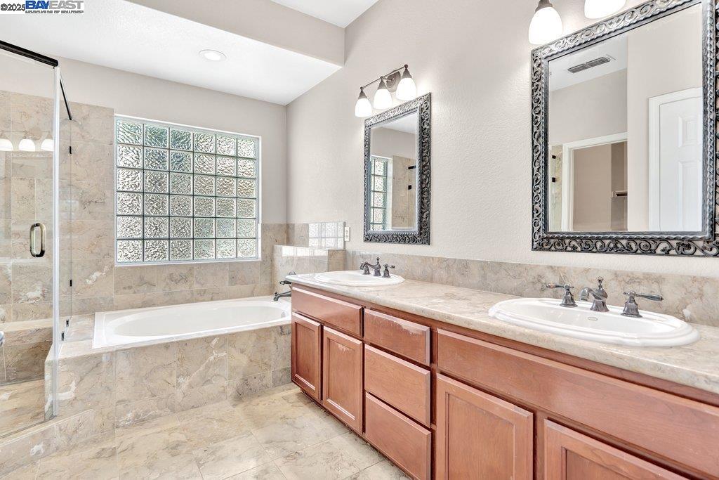Detail Gallery Image 28 of 56 For 2315 Sabrina Way, Tracy,  CA 95377 - 5 Beds | 3 Baths