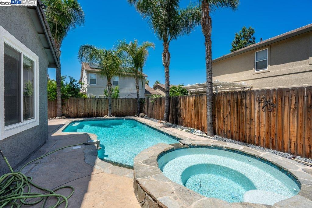 Detail Gallery Image 40 of 56 For 2315 Sabrina Way, Tracy,  CA 95377 - 5 Beds | 3 Baths
