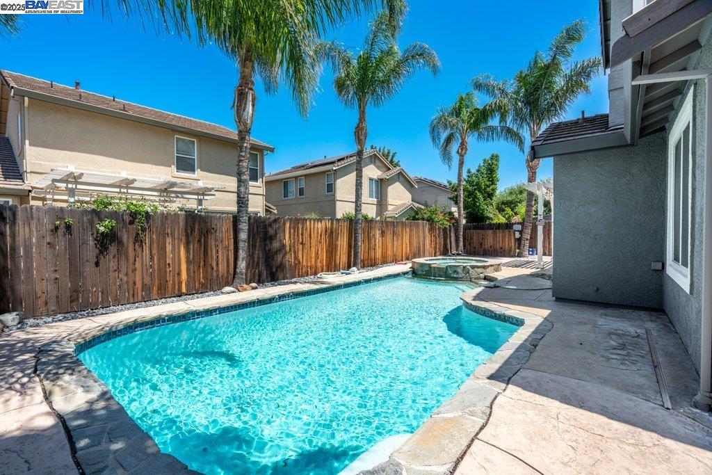 Detail Gallery Image 41 of 56 For 2315 Sabrina Way, Tracy,  CA 95377 - 5 Beds | 3 Baths